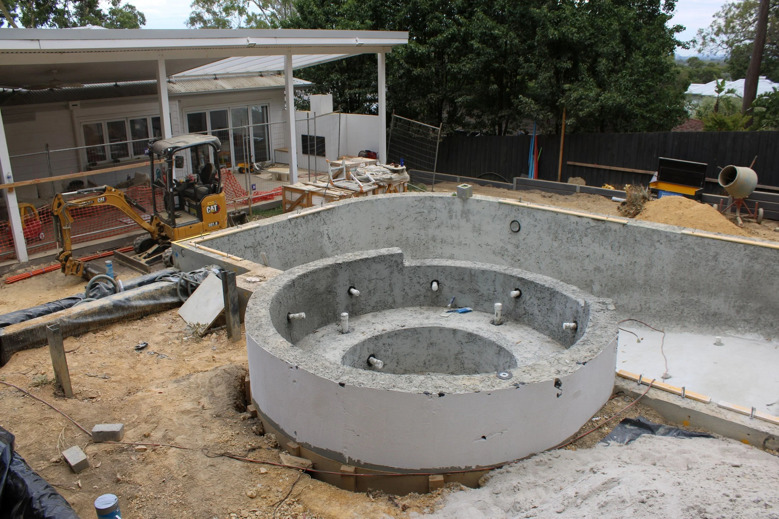 Retaining Walls & Structural Landscaping