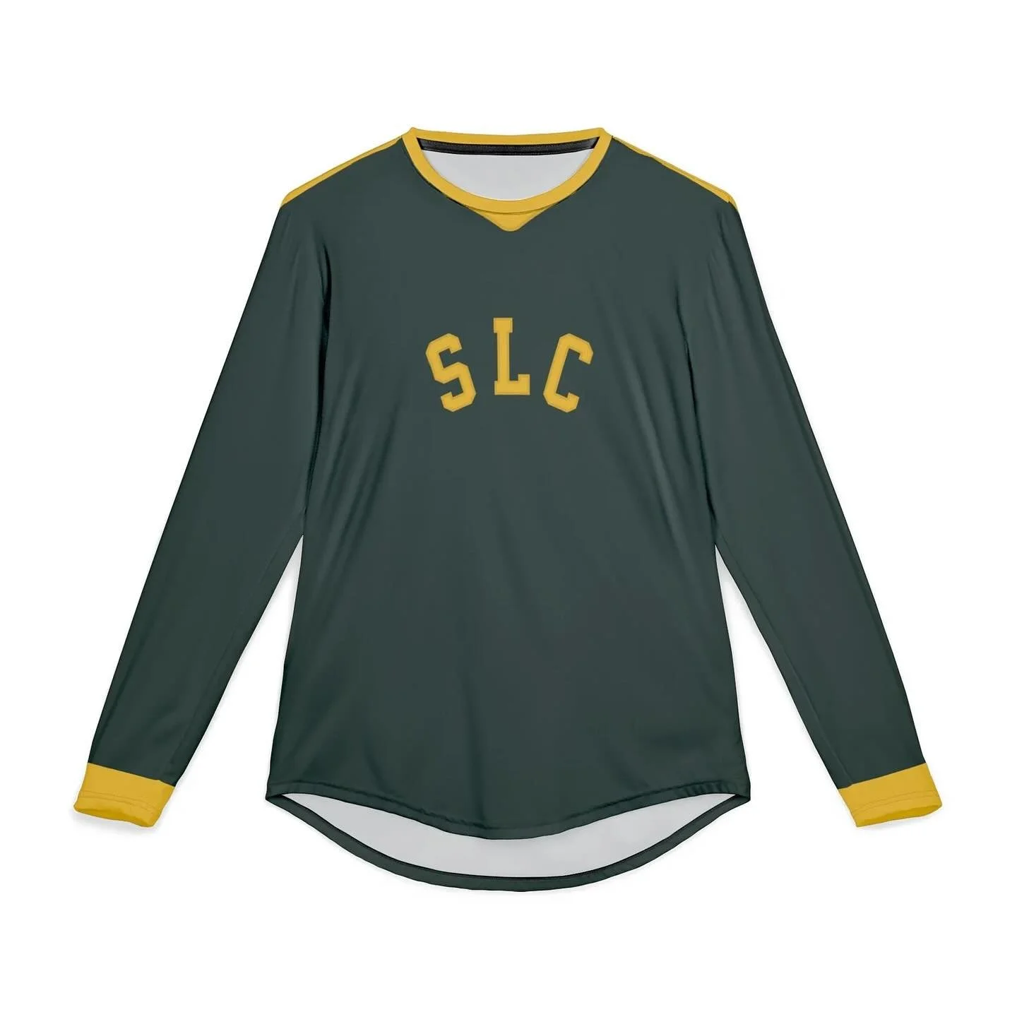 Introducing the 70s Soccer Long Sleeve Tee! Straight from the archives&hellip; you can now get your own vintage inspired Sarah Lawrence jersey. ⚽️💚

Shop now @sadielouscloset or DM us!