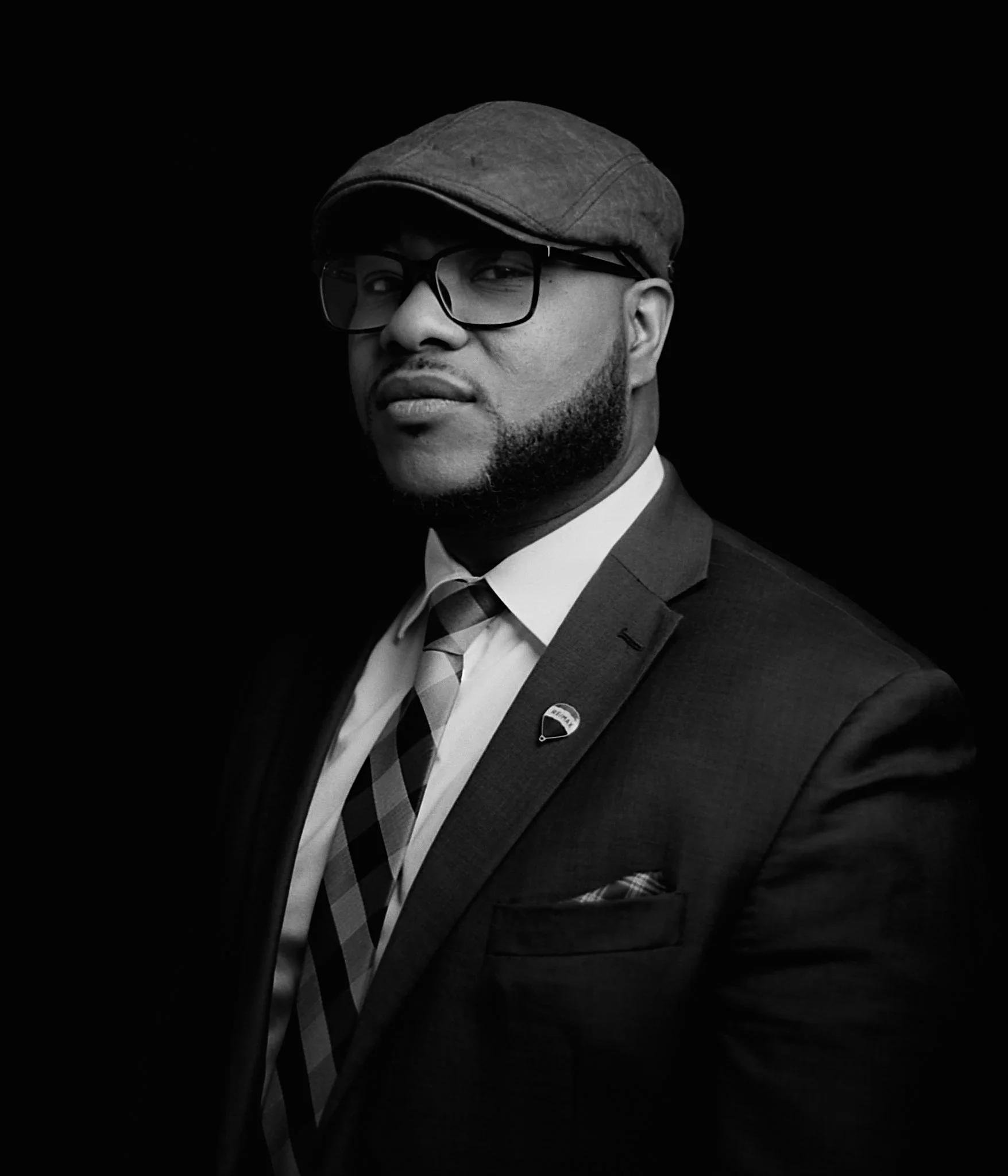 mikeuclide-Montreal-Headshot-AV.jpg