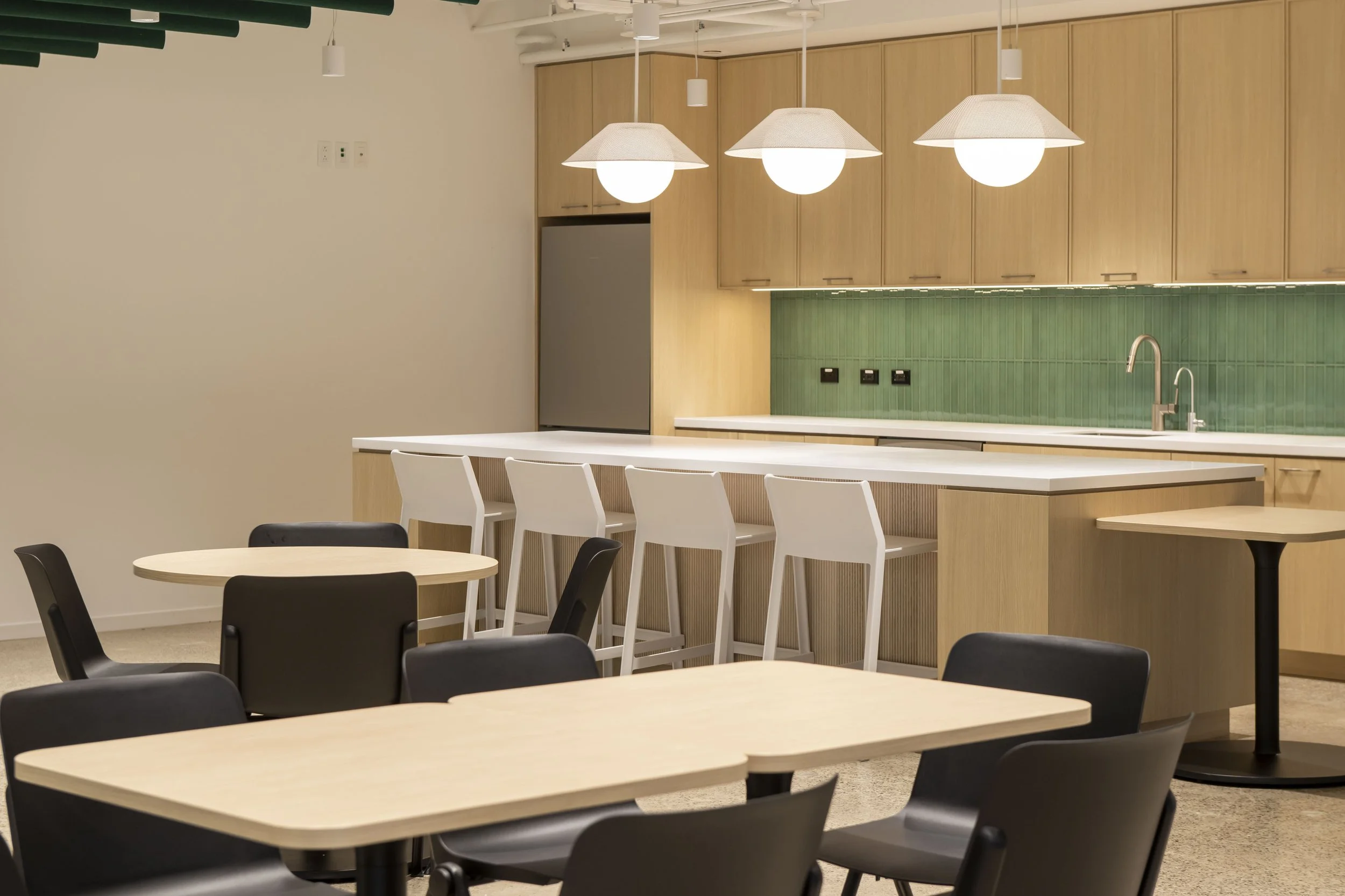 Manulife - 100 University Ave - Model Suite