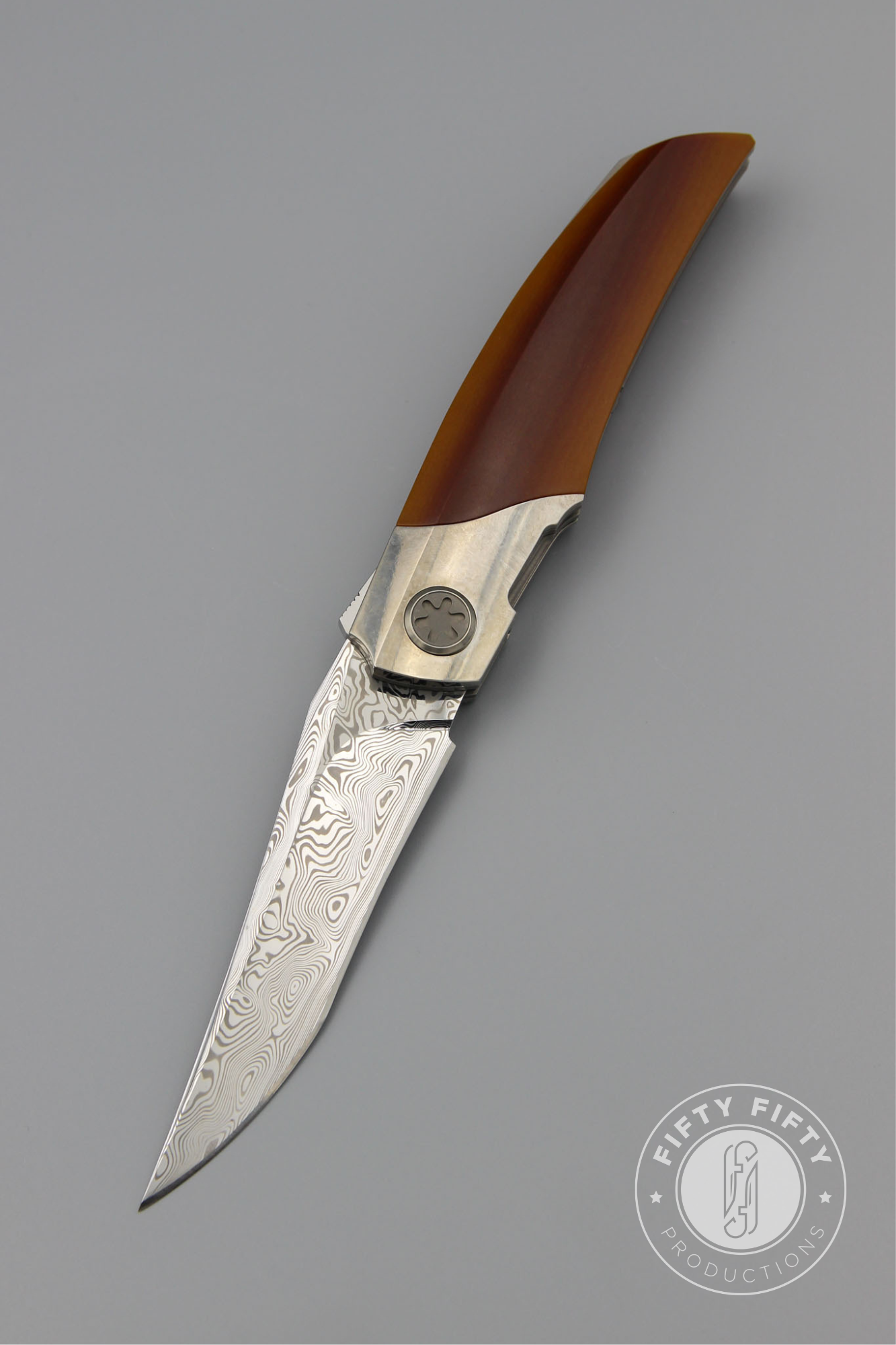 Queiros-Thorn-Persian-1-WM.png