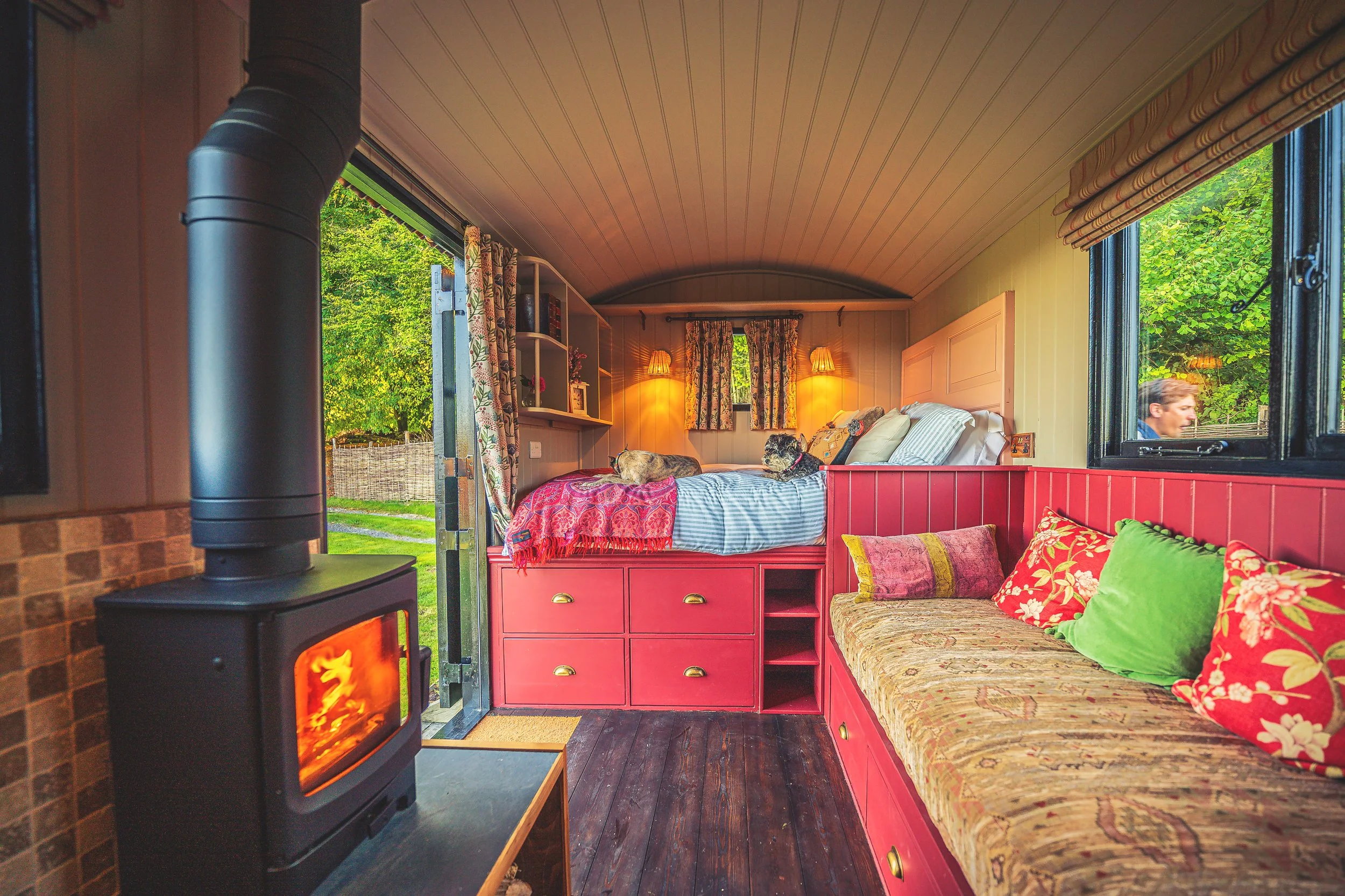 Gallery Feature_1.jpeg