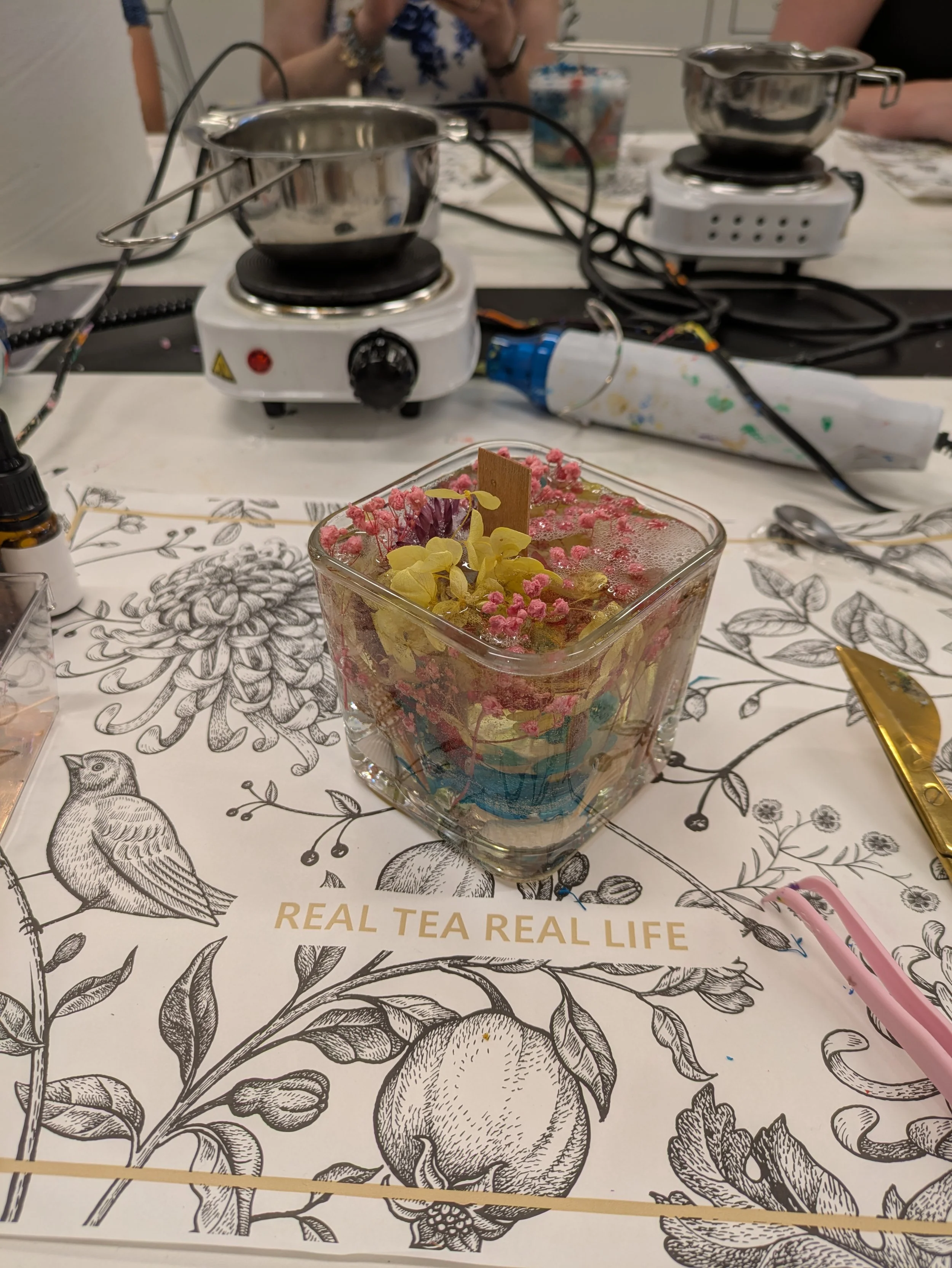 The Candle I Made with Dried Flowers!