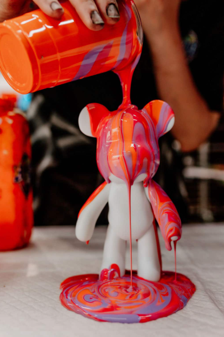 Fluid Art Bear Statue