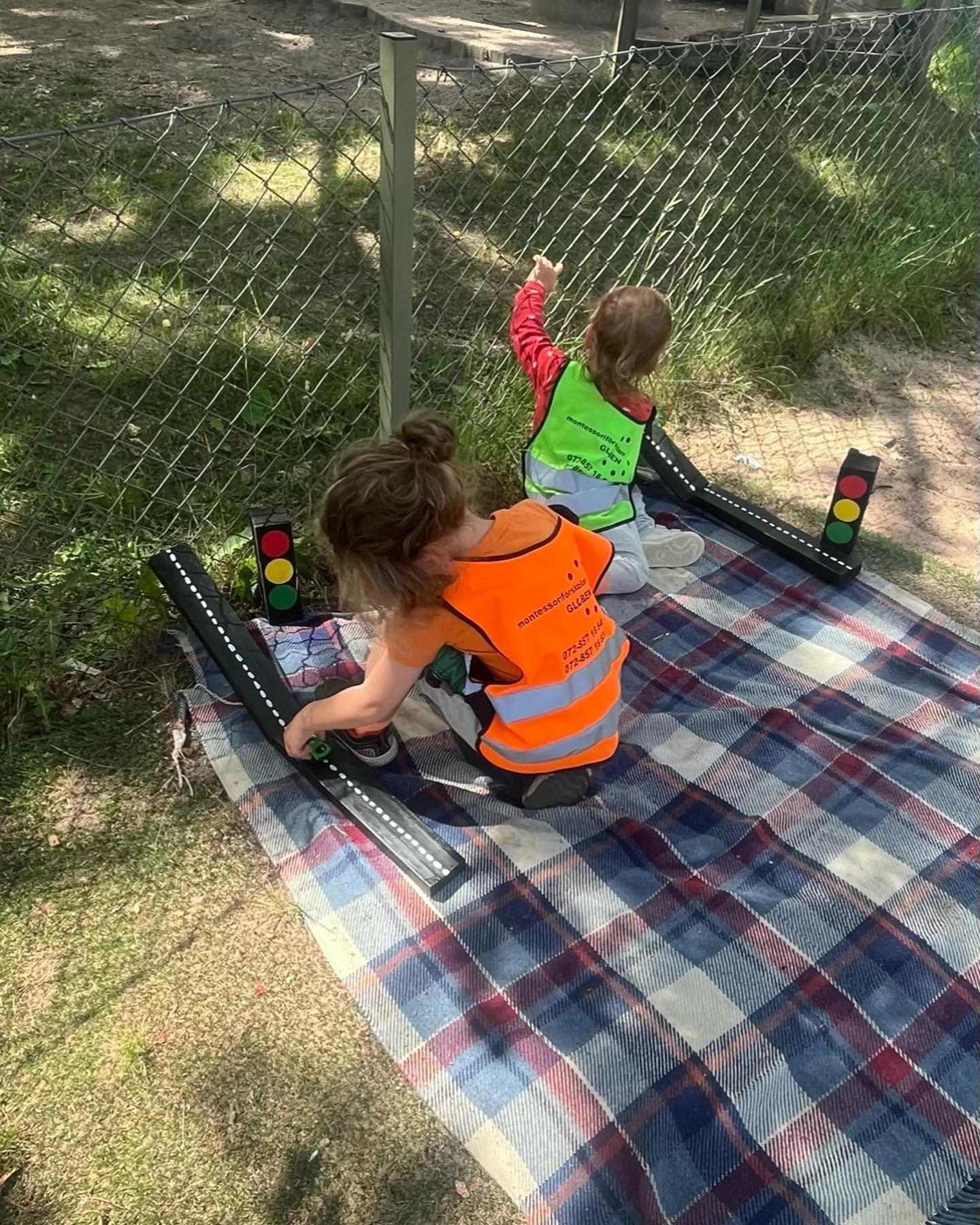 En h&auml;rlig n&auml;st sista vecka hos oss p&aring; Globen innan vi alla g&aring;r p&aring; Sommarlov! Veckan har bjudit p&aring; b&aring;de v&auml;rme ☀️ och regn ☔️. 
P&aring; samling med Camilla har vi samtalat om v&auml;rldsdelar och djuren som
