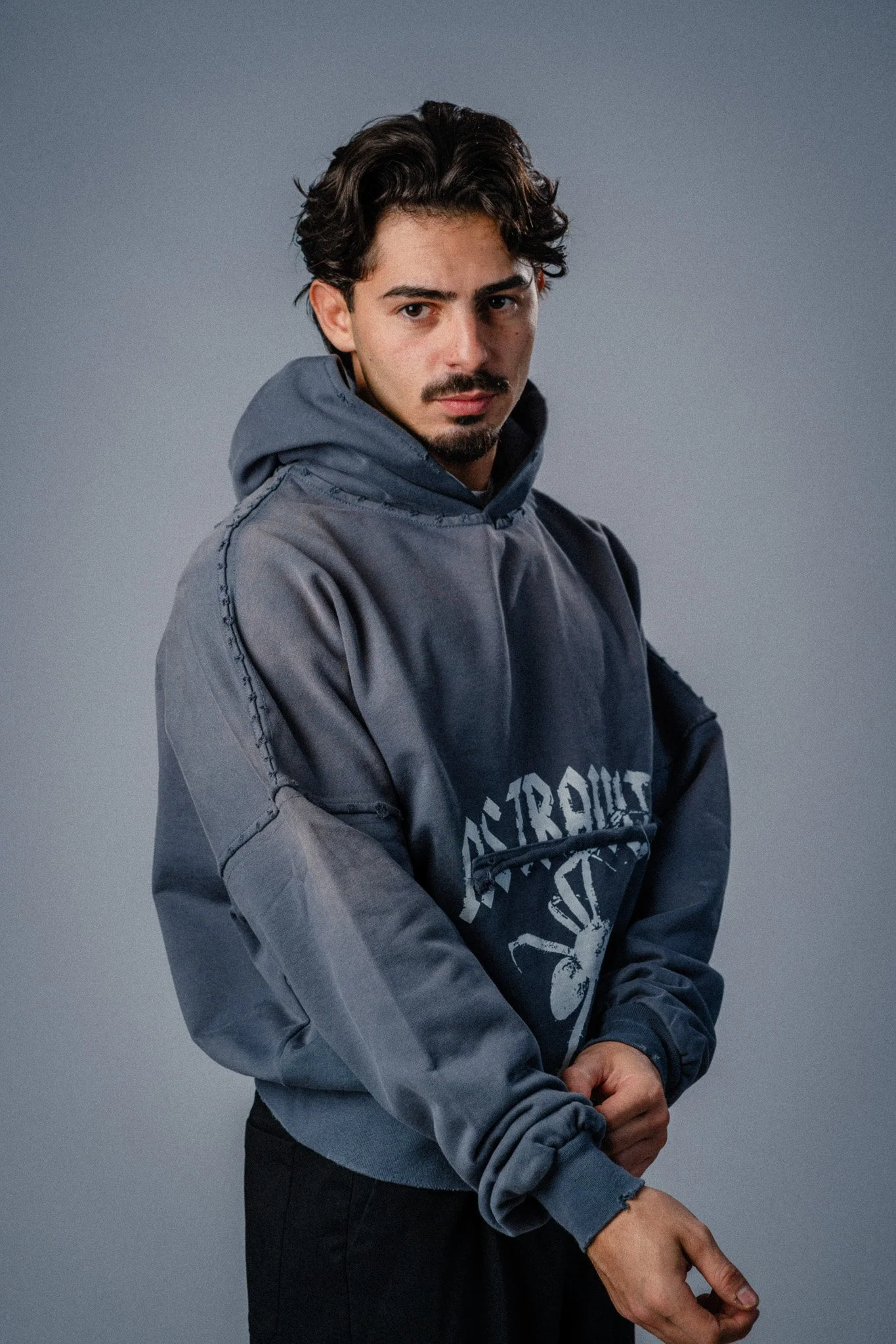 Astravita grijze hoodie, profiel