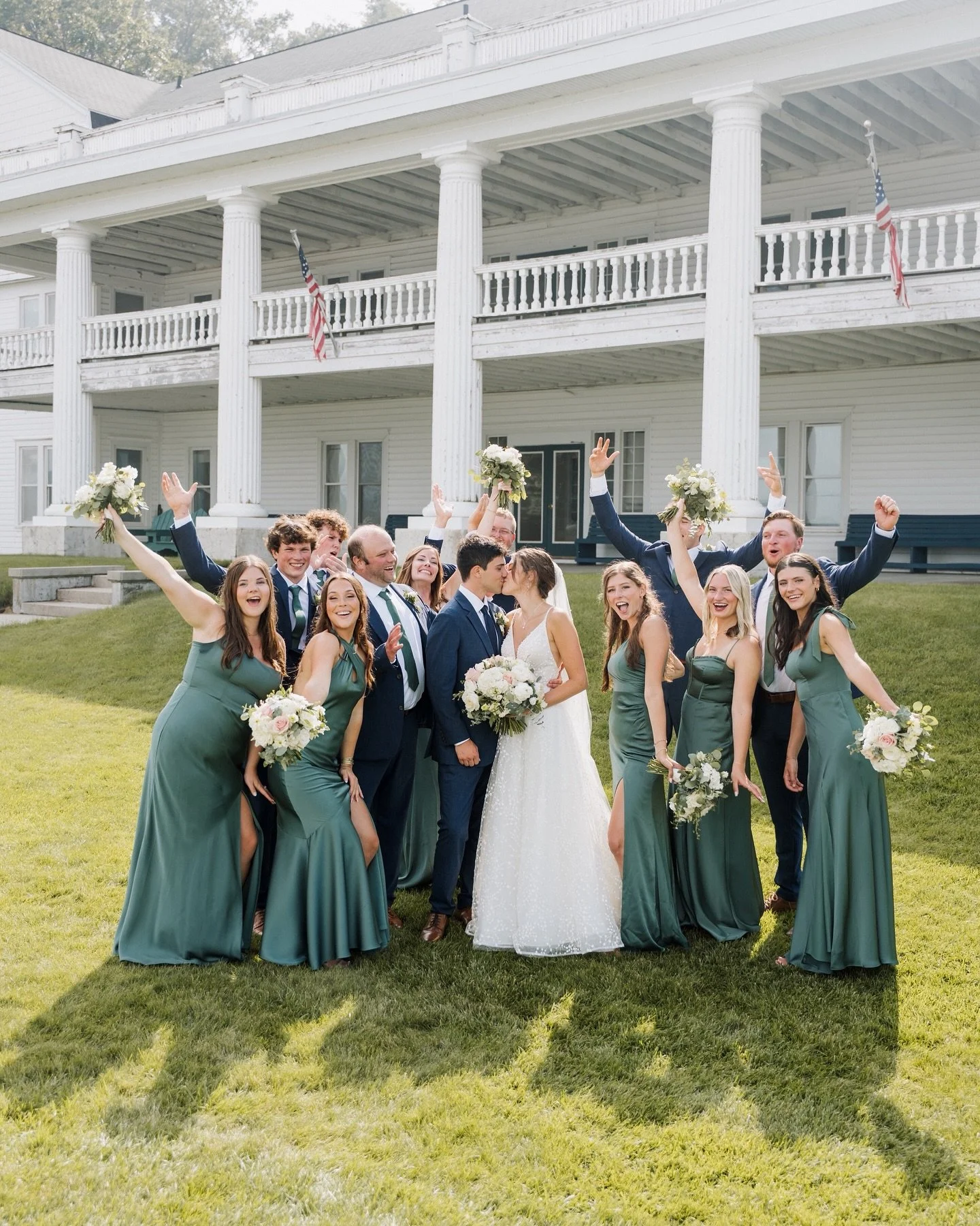 Eva &amp; Travis&rsquo; love story came full circle at @portagepointresort 💍✨ They first met here when they were just 16, spending summers by the lake where both of their grandmas have homes.

@eva.c.read got ready at her grandma&rsquo;s house&mdash