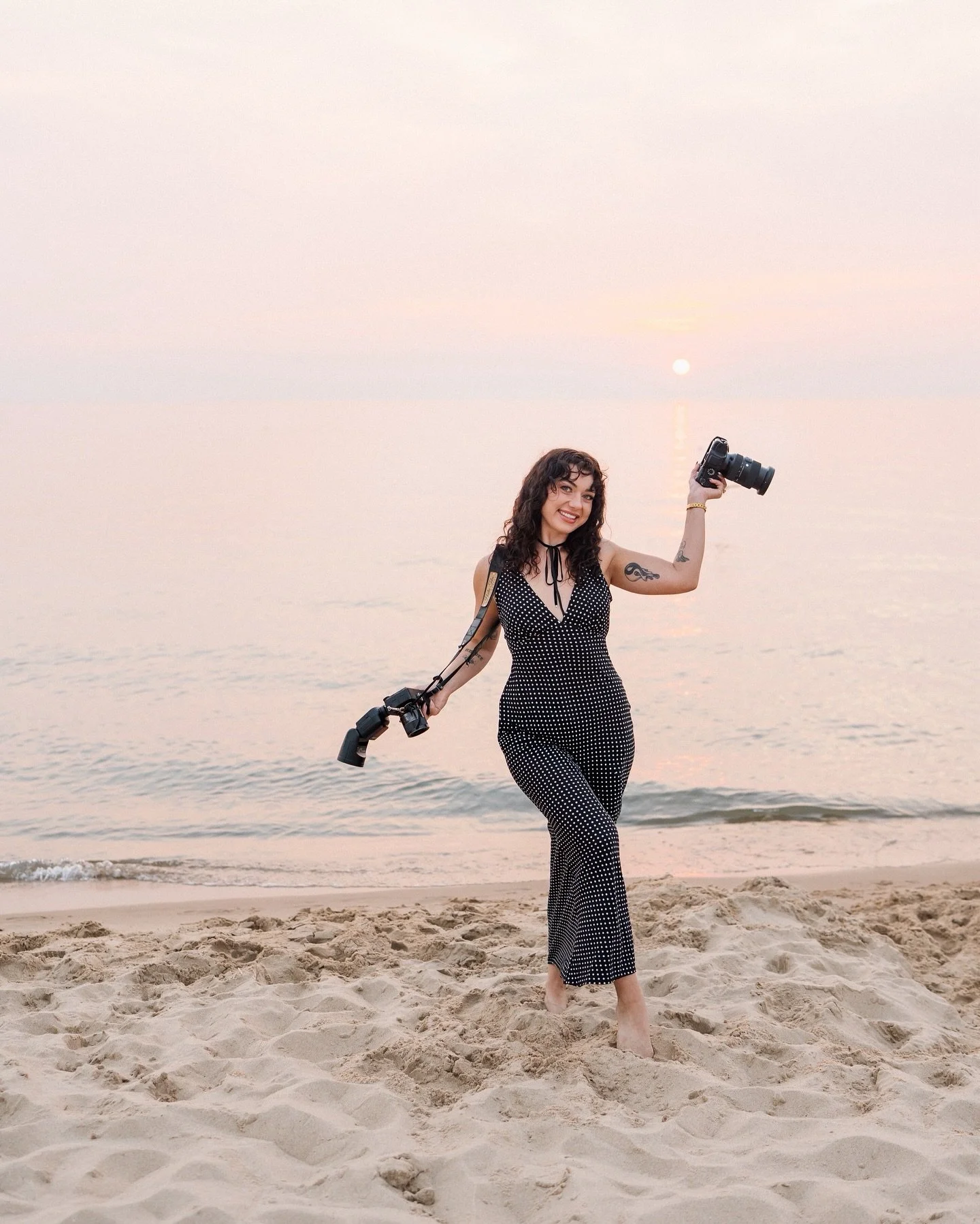 Hi everyone, it&rsquo;s me! This summer has been incredible, and I feel so grateful to have spent it capturing so many faces and special moments. Truly one of the best summers yet! 🩷

I&rsquo;m excited to share that my 2026 calendar is partially ope