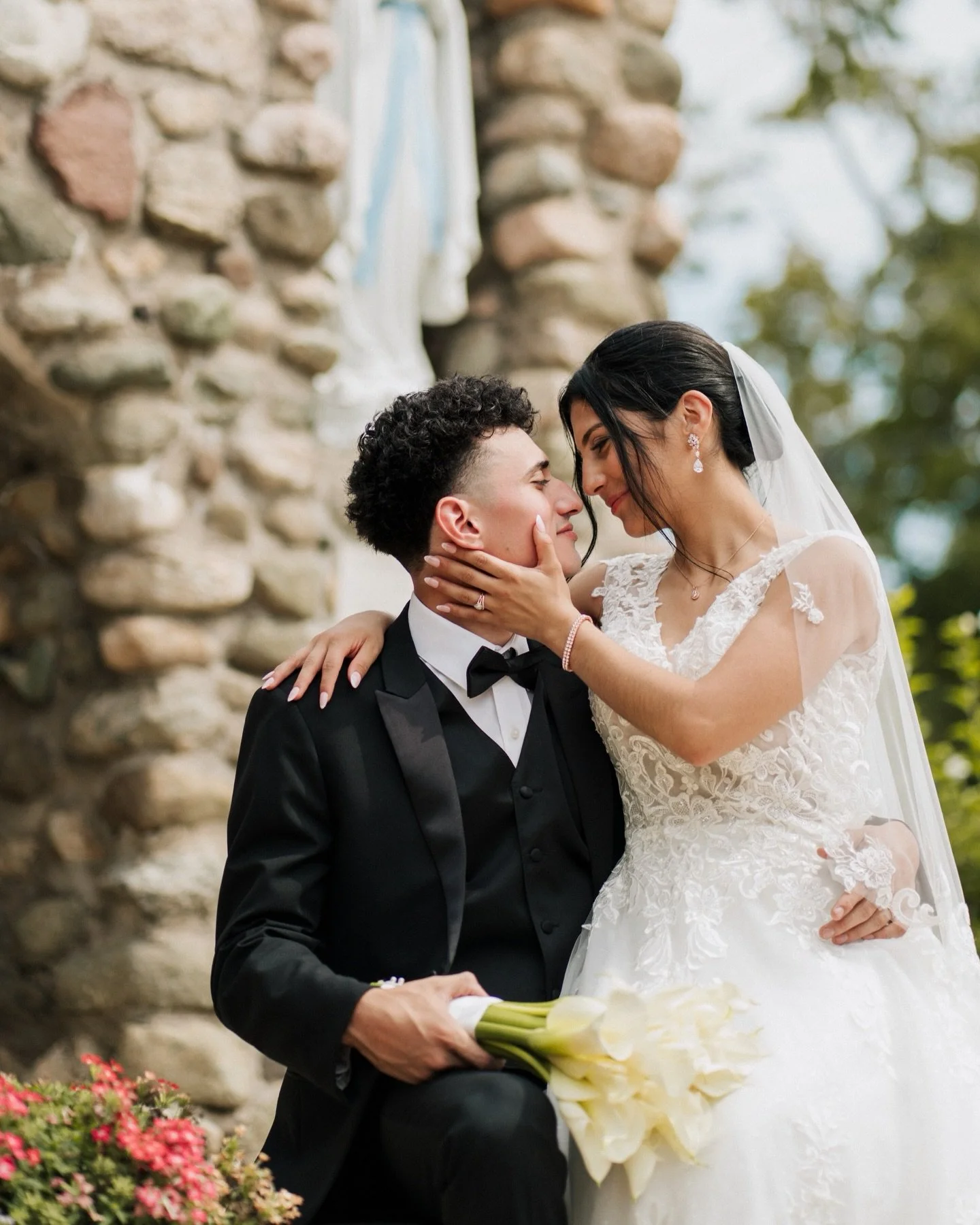Sharing some of my favorite post-ceremony portraits from Tania and Rodrigo&rsquo;s big day. Aren&rsquo;t they the cutest? 🤍😭

I cannot wait to share more from their reception because it was easily one of the most fun parties I&rsquo;ve ever gotten 