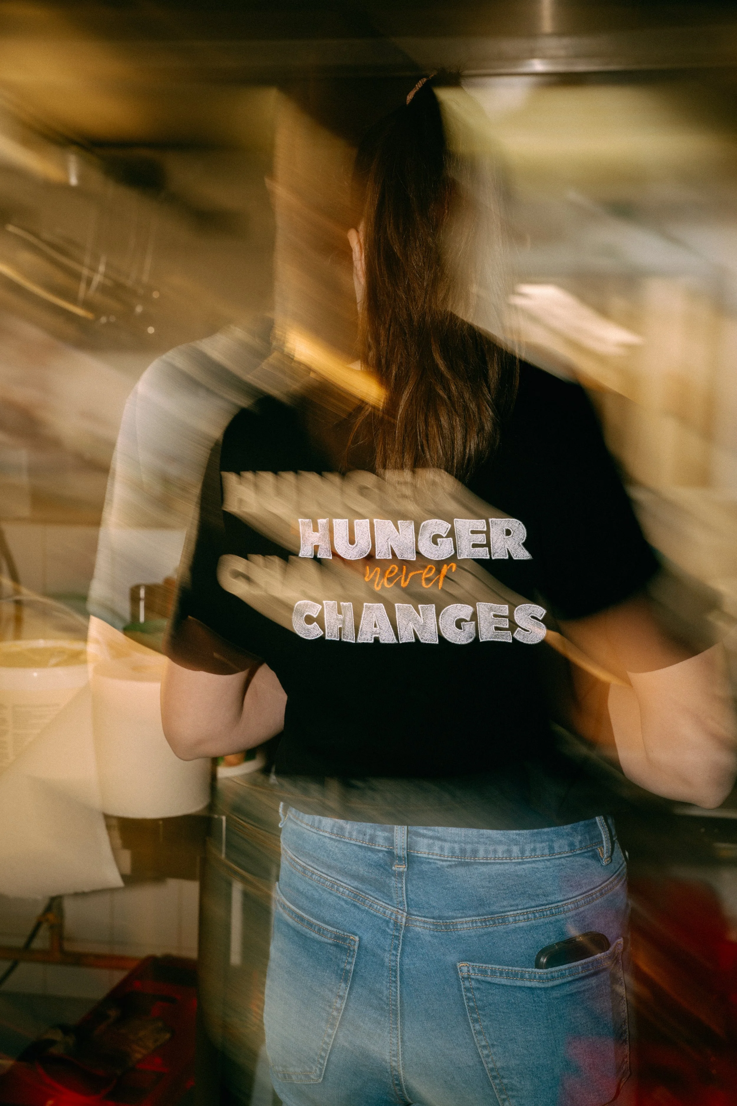 Profesionální gastro fotograf Lokalita – Ostrava. Reportážní focení v restauraci, které zachycuje příběh jídla od přípravy po finální produkt. Autentický obsah pro váš brand.