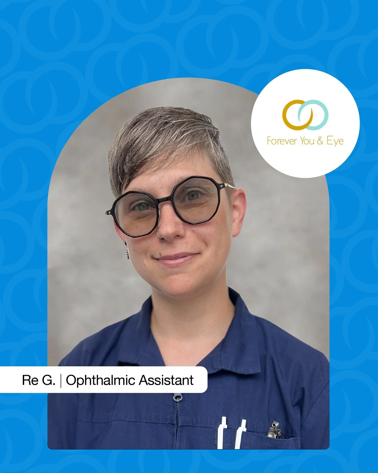 👋 Meet Re Granberg, our experienced Ophthalmic Assistant at Forever You &amp; Eye Clinic 🧑🏻&zwj;🦳👁️✨.

With more than 8 years in eye care and over 2 years on our Refractive Team, Re brings extensive knowledge and a calm, supportive presence to e