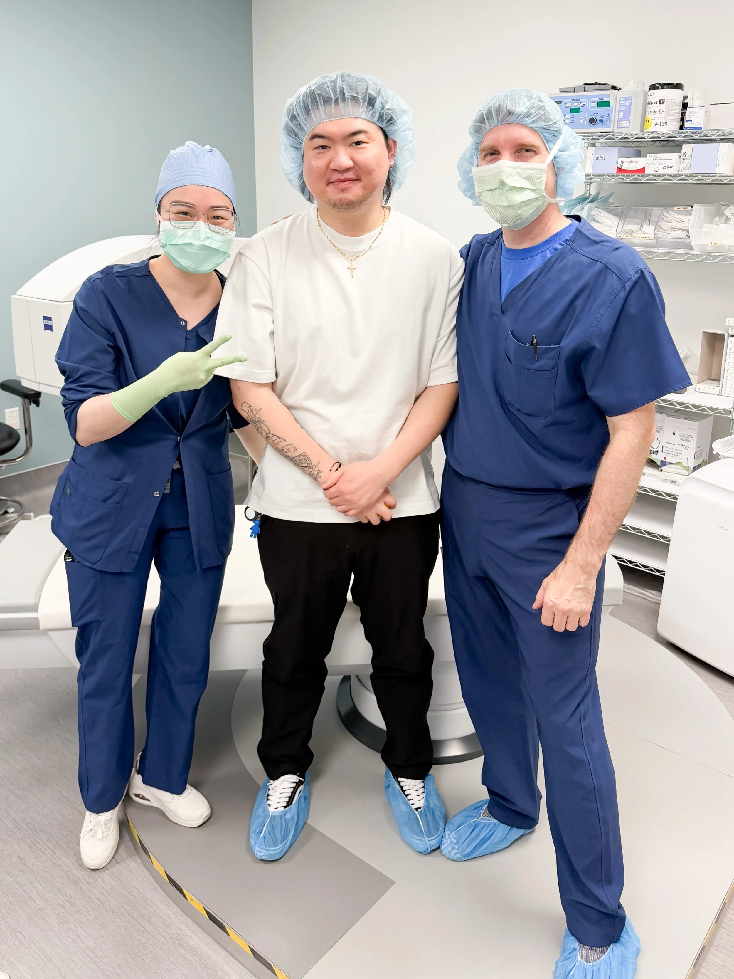 👁️✨ Another successful vision transformation with Dr. Banitt! ✨🩵

Congratulations to our patient on their successful EVO ICL procedure with Dr. Michael Banitt 🧑🏼&zwj;⚕️ and our amazing surgical team! 🎉

EVO ICL (Implantable Collamer&reg; Lens) i