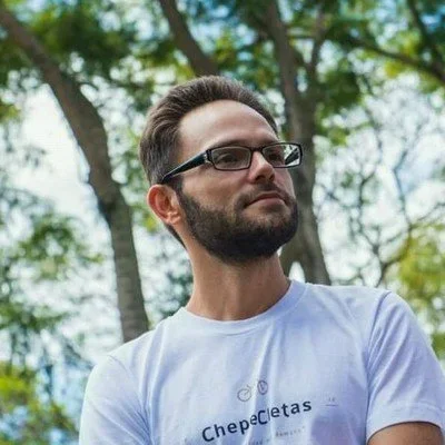 Roberto Guzman-Fernández - Director | ChepeCletas