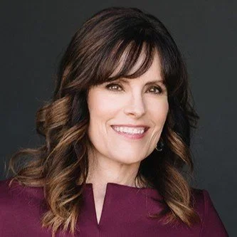 Elizabeth Suárez (Moderator) - CEO &amp; Founder | Negotiation Unleashed 