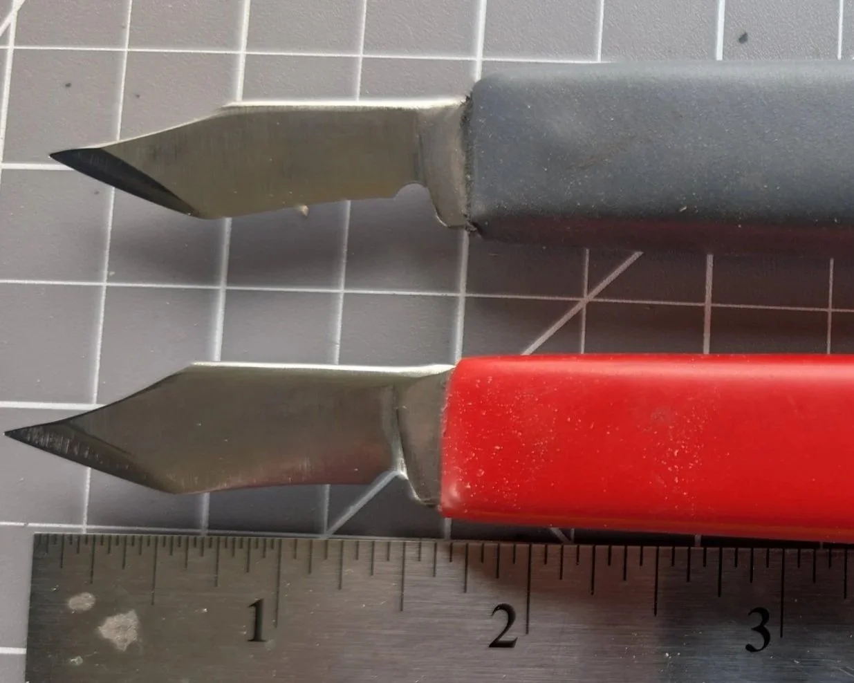 Rubber handled Clip Point Shanghai Slicer
