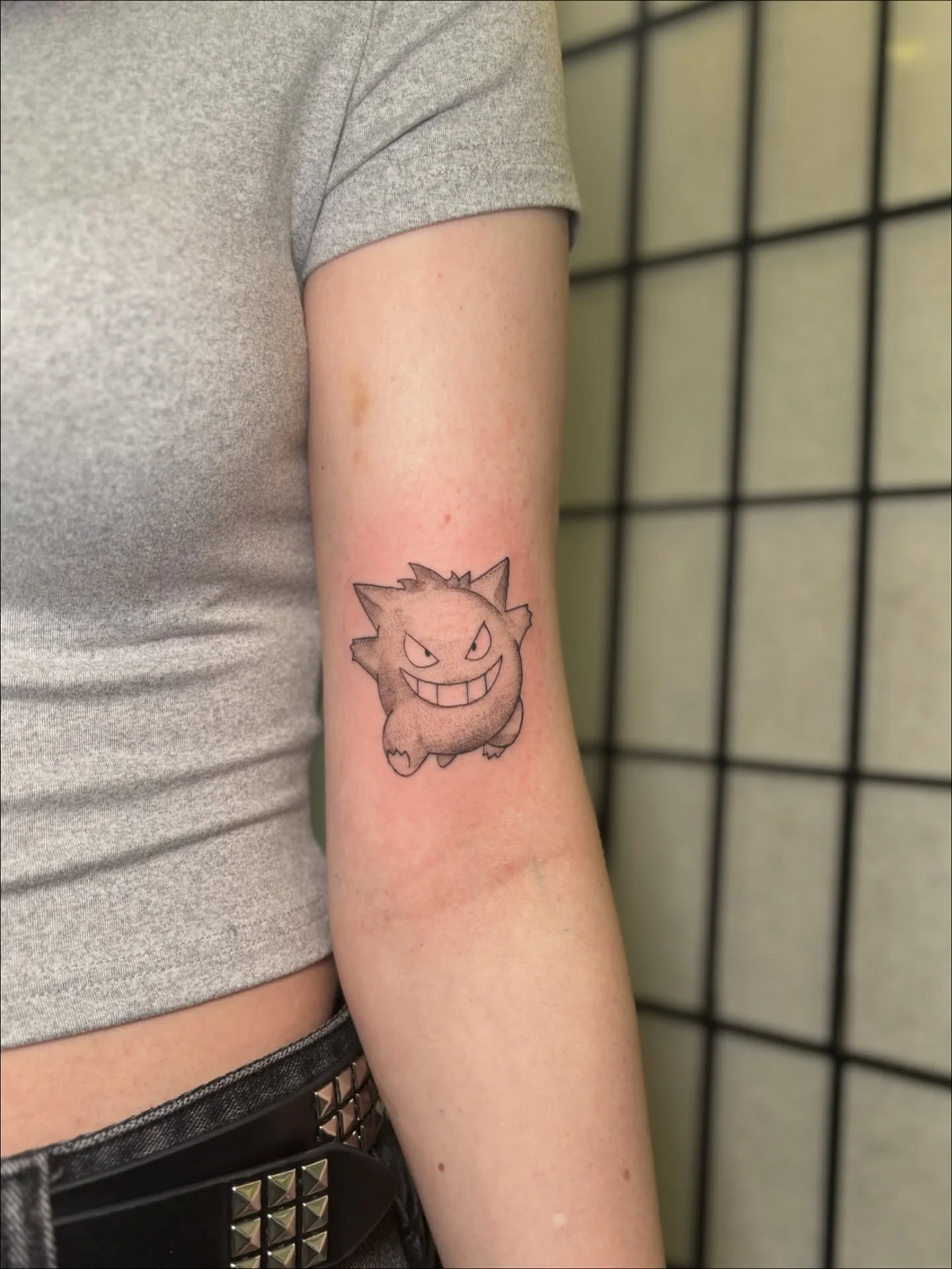 Gengar for Grace❤️

Always an absolute pleasure to have you in the studio Grace✨

#femaleartist #hampshiretattooartist #tattoo #tattooartist #tattooflash #pokemon #pokemontattoo #gengar #gengartattoo