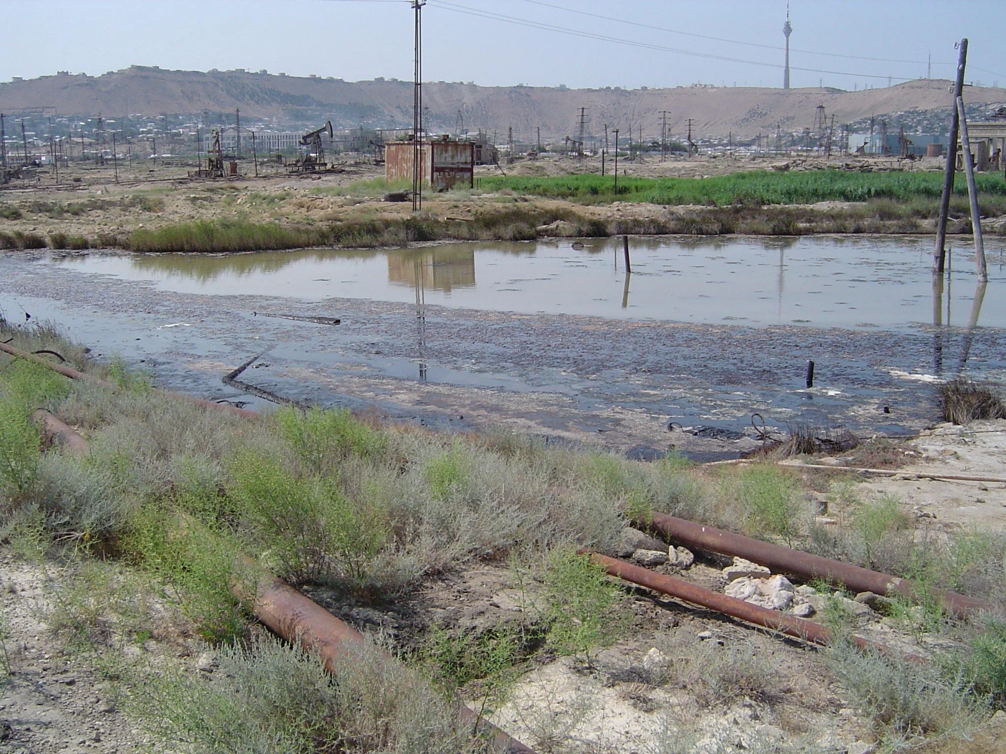 Caspian Oil Fields 1.JPG
