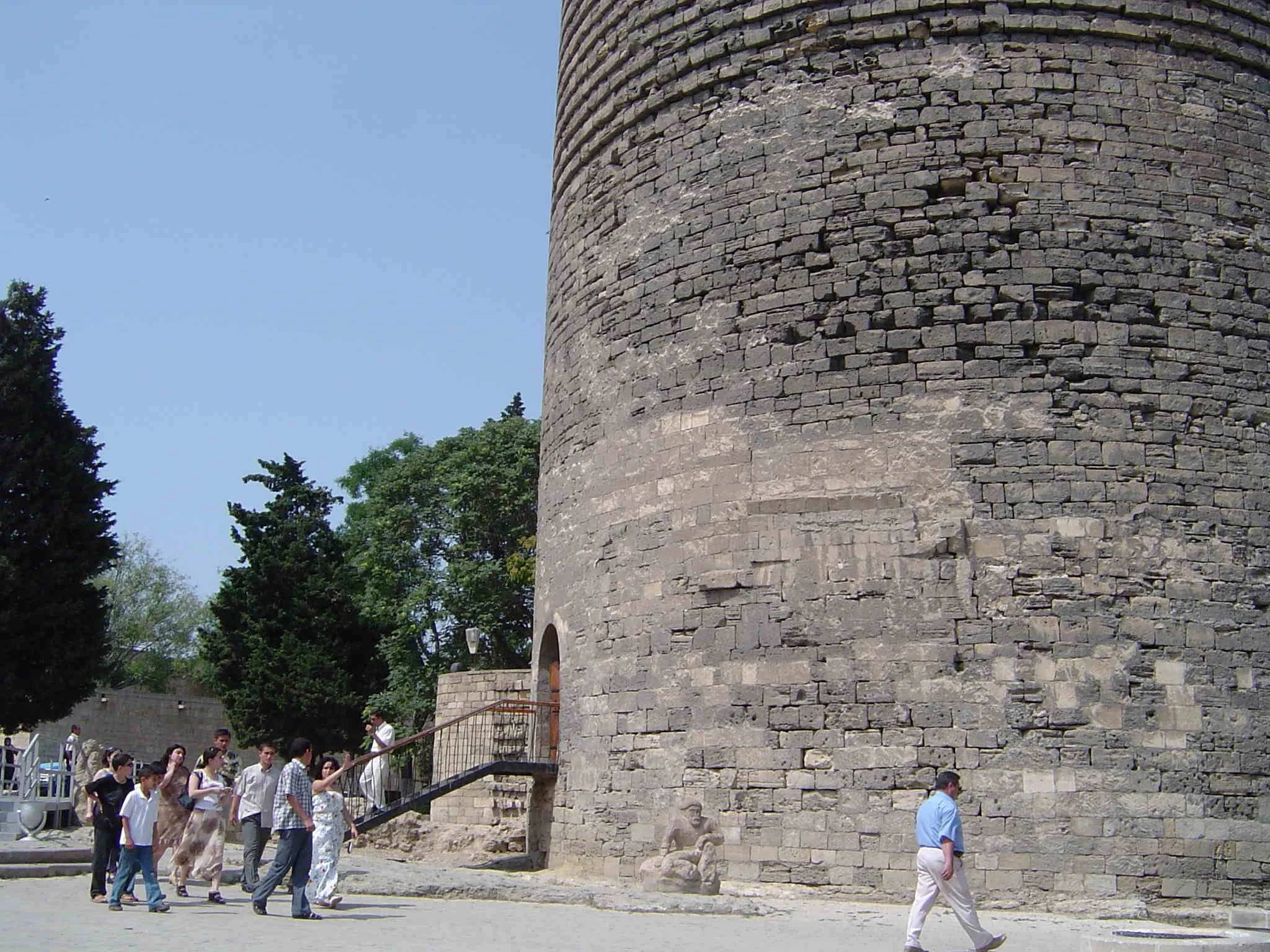 Maiden Tower 2.JPG