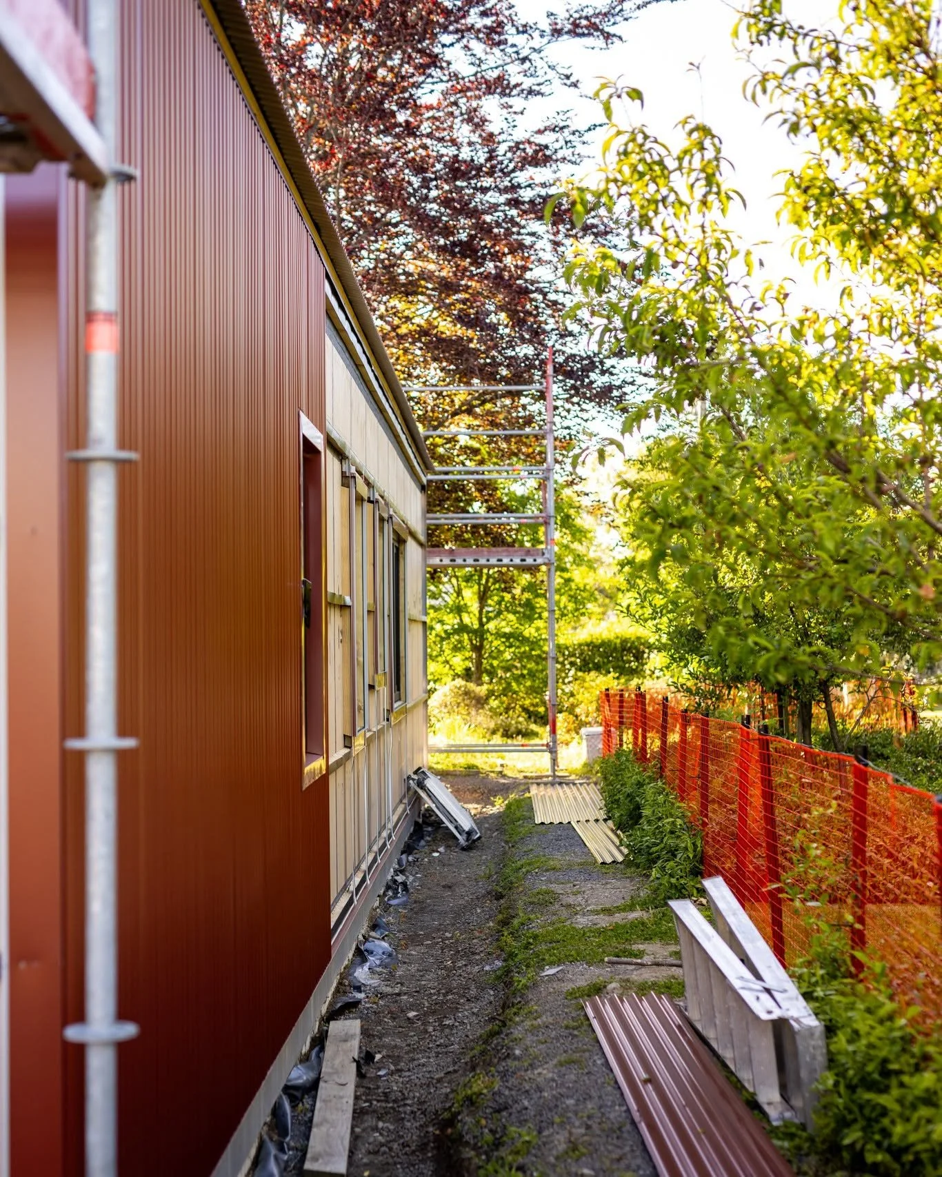 Cladding going up at our South Wairarapa Home!
A collaboration with @firstlightnz

UNDER CONSTRUCTION
SOUTH WAIRARAPA

📷@davidhenselphotography

#architect #architecture #architectural #architecturelovers #architecturedesign #architecturaldesign #ar