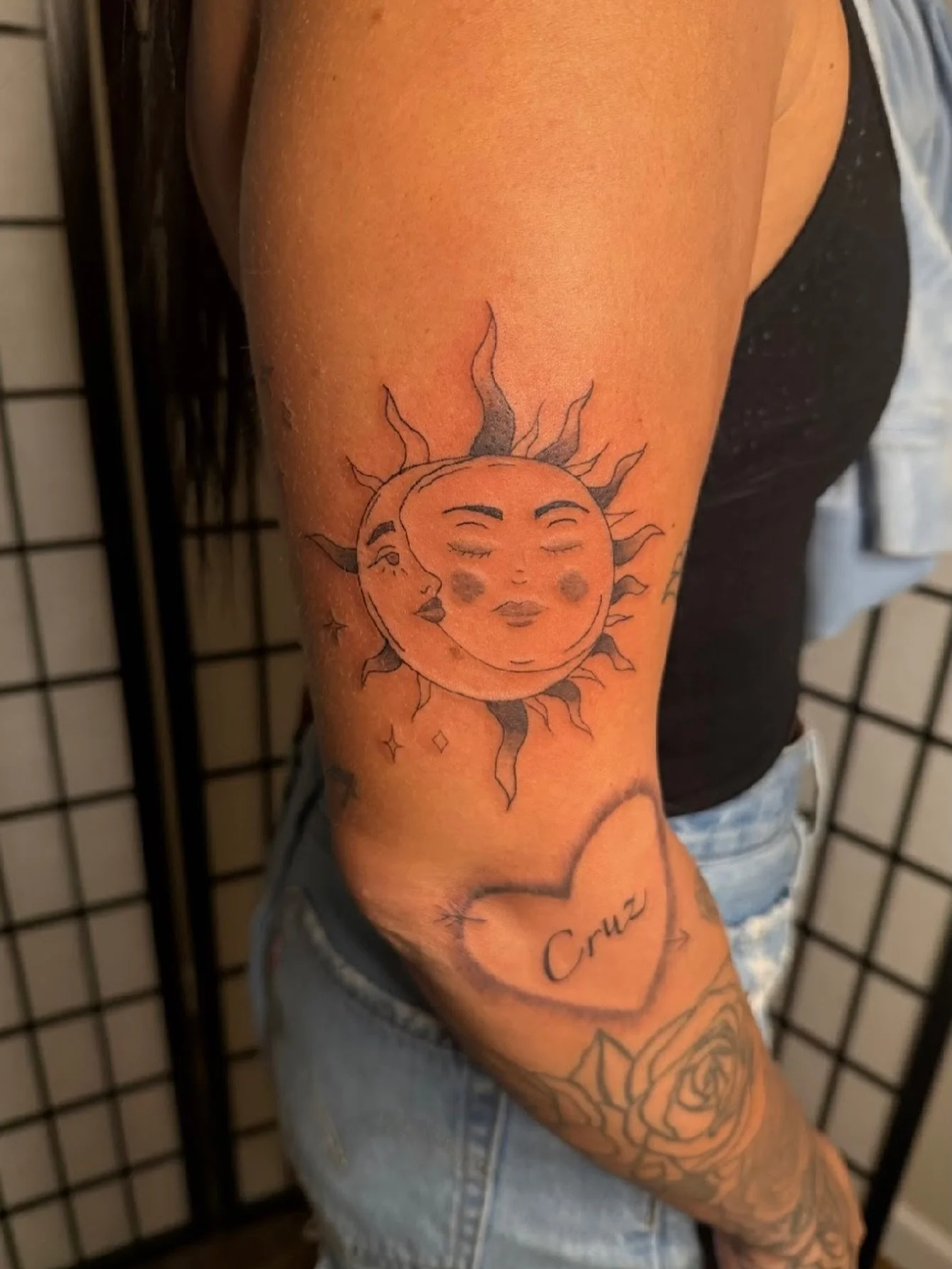 We love this adorable sun and moon design by @maisentattoo ☀️ Maisen&rsquo;s open for booking and often has same-day walk-in availability for smaller designs! 🌙 #sun #moon #artist #walkinswelcomed #tattoolifestyle #tattoo