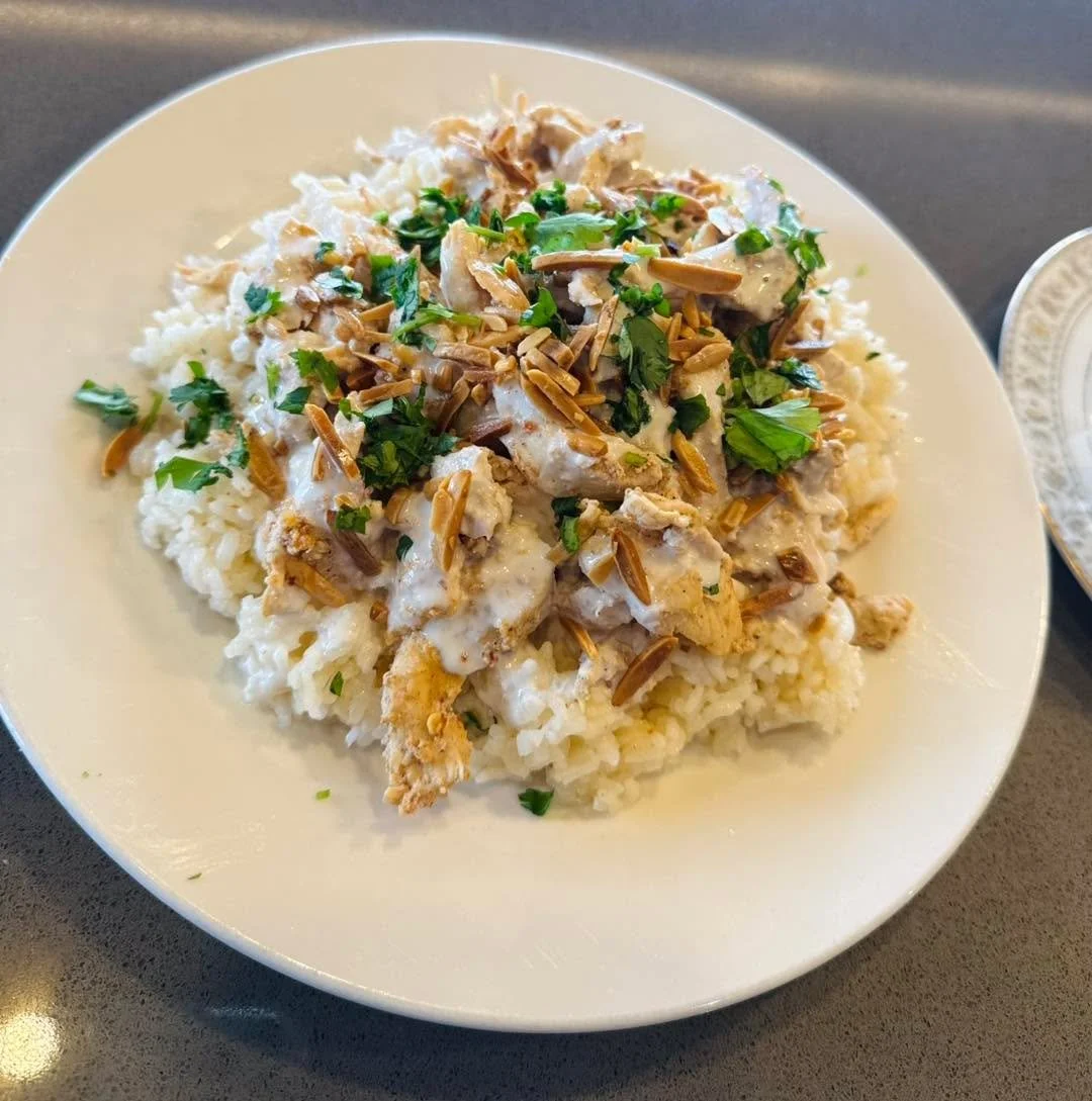 Today&rsquo;s mood: Syrian flavors by Abdulrahman 
Authentic, delicious, and made to be enjoyed!! 
Lunch 11:00-2:00 | Dinner 4:00-8:00
\(^ヮ^)/

Pre-order online⬇️
https://order.spoton.com/so-feast-world-kitchen-13384/spokane-wa/642daf67392f51f49e39de