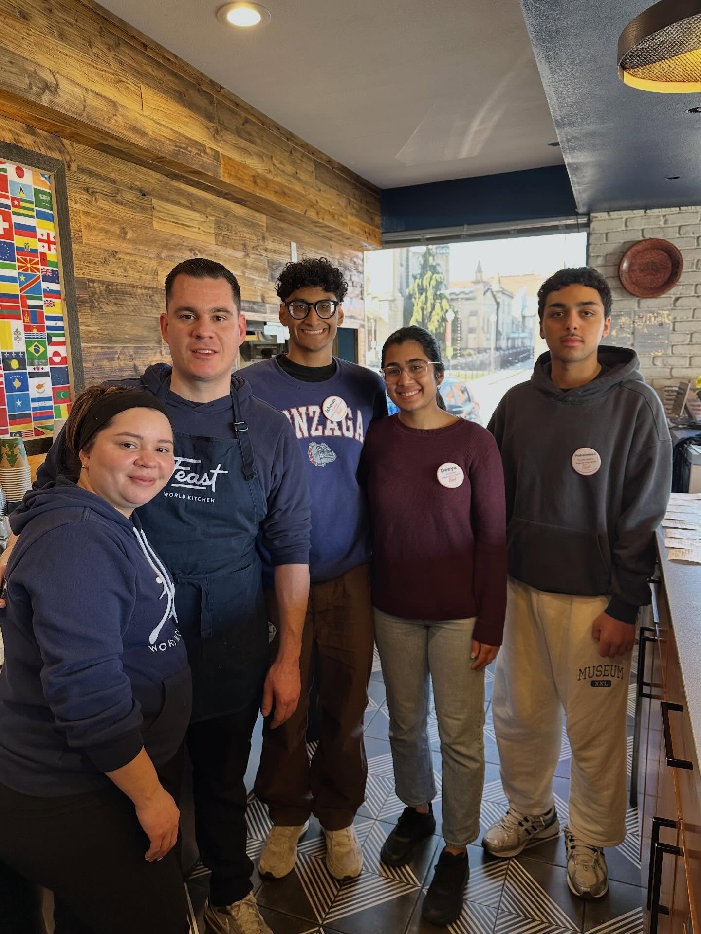 Sunday 3/15: Salvatore and his amazing team are ready to serve up authentic Italian flavors! 🇮🇹
Join us for lunch from 11&ndash;2 or dinner from 4&ndash;8 and enjoy a true taste of Italy. Buon appetito!