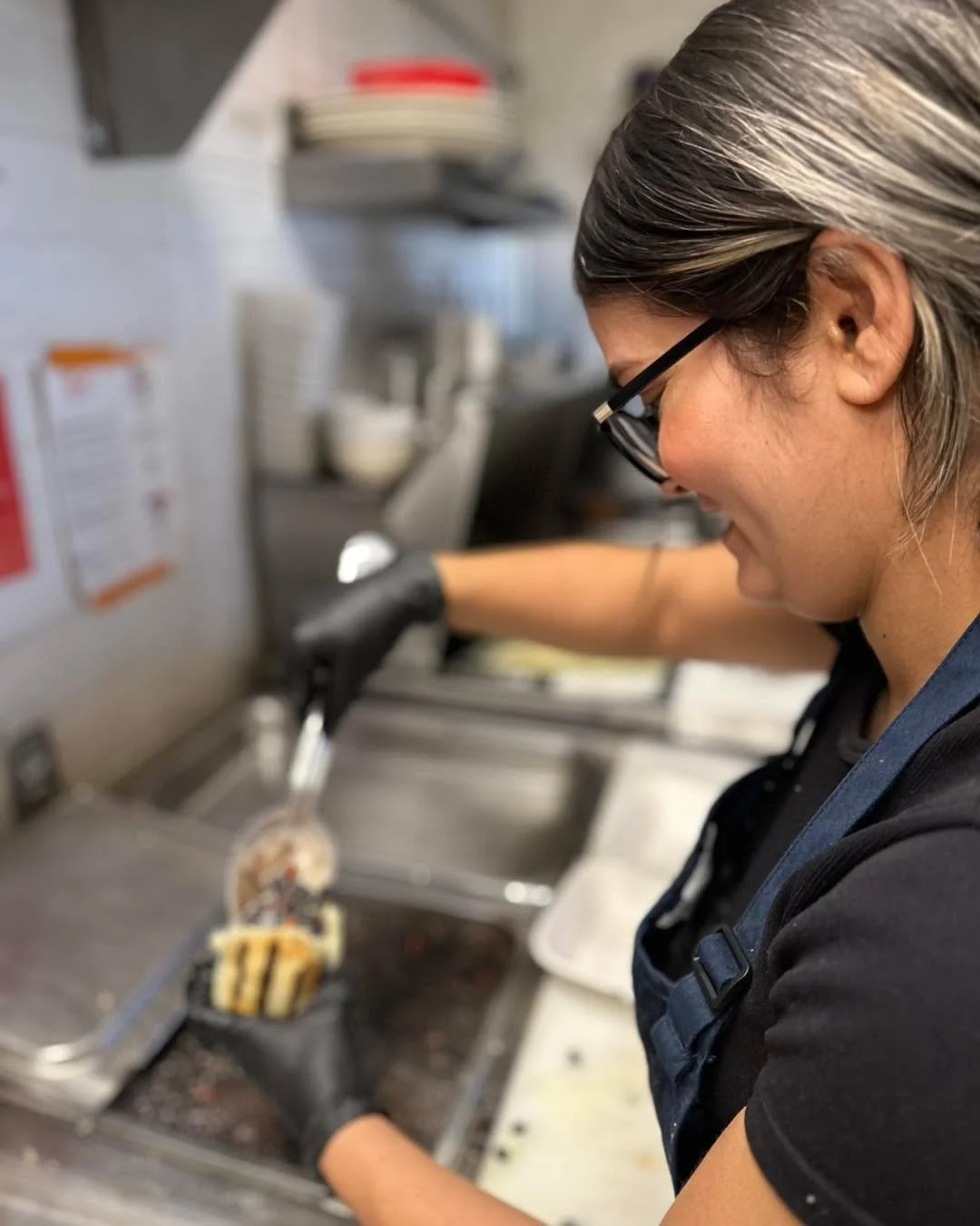 Sunday 3/22! Chef Ana&rsquo;s Venezuelan menu is the perfect addition to a Sunny Sunday. Bring friends or grab takeout (stop by or try convenient online ordering at feastworldkitchen.org)

Yum!