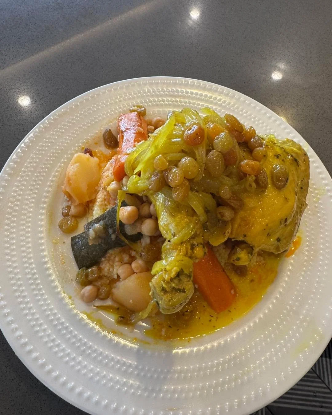 Casual lunch? Sure. Secret trip to Algeria? Also yes. ✈️🇩🇿
Chef Rabah is serving authentic Algerian cuisine today!
🕚 Lunch 11&ndash;2
🕓 Dinner 4&ndash;8

Pre-order online ⬇️
https://order.spoton.com/so-feast-world-kitchen-13384/spokane-wa/642daf6