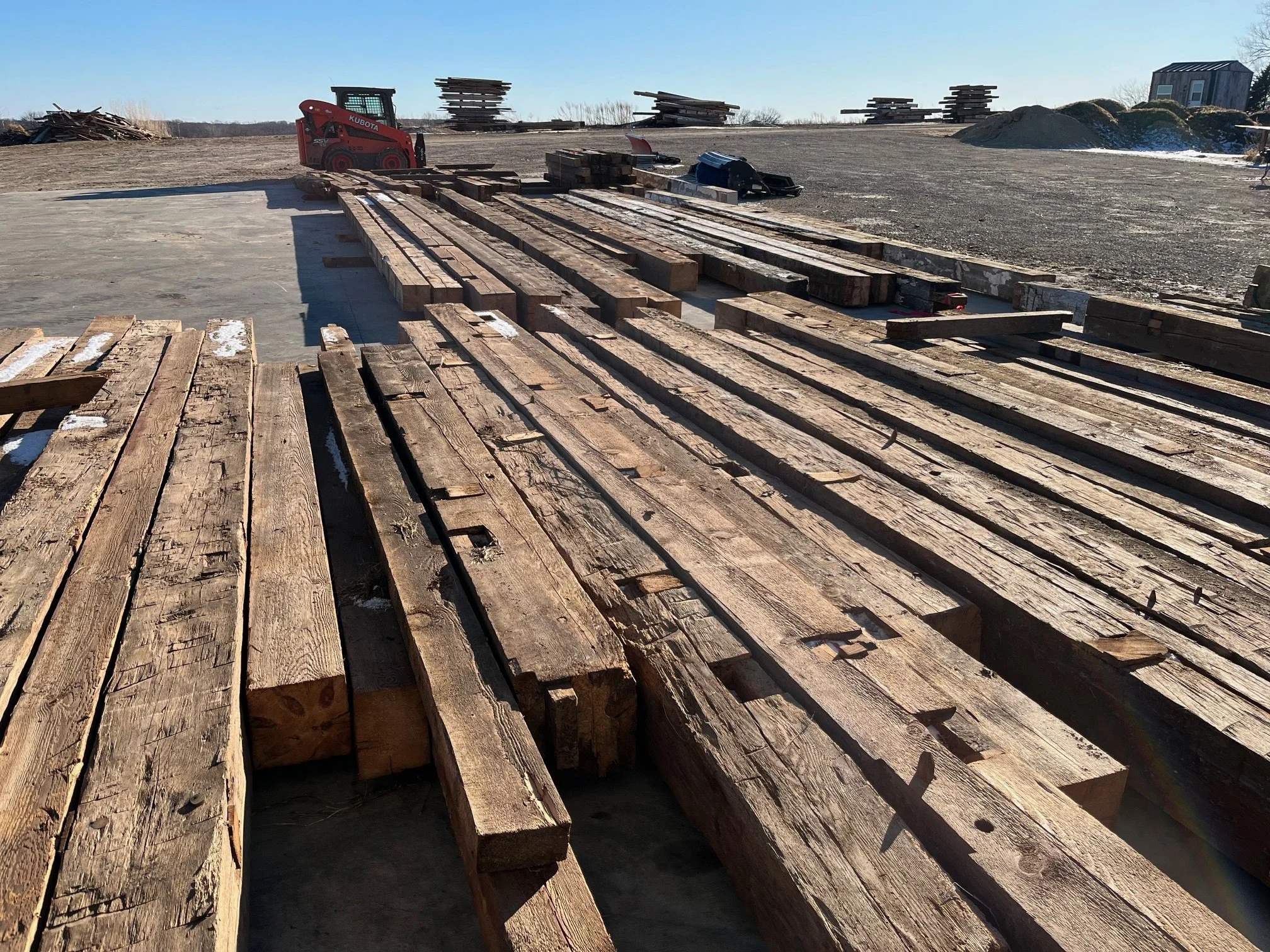 hand hewn beams and rough sawn beams
