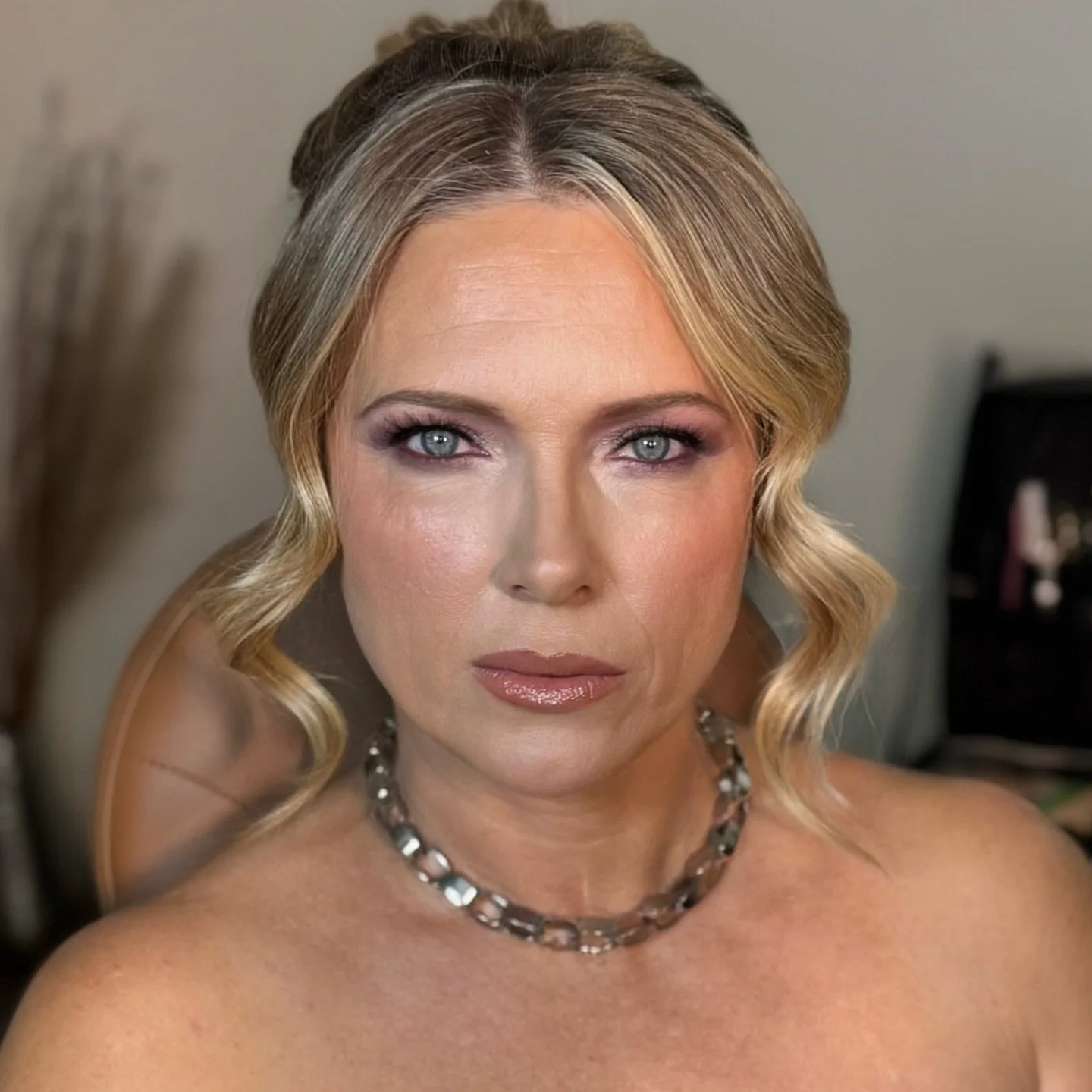 When creativity meets friendship! Loved teaming up with my dear friend @marianafranzoni.beauty to create this stunning glam look - timeless, confident, and radiant!&rdquo;