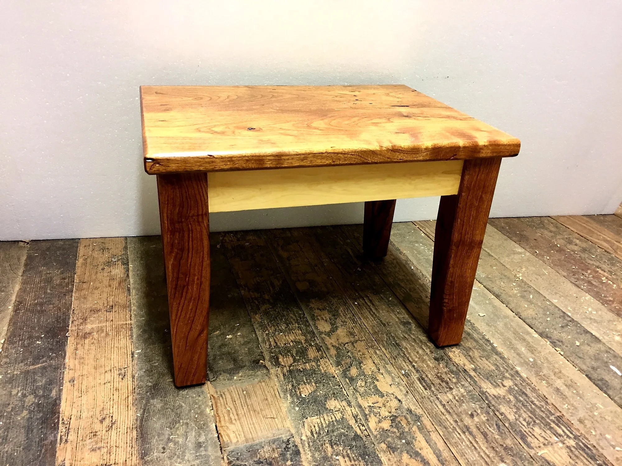 End table