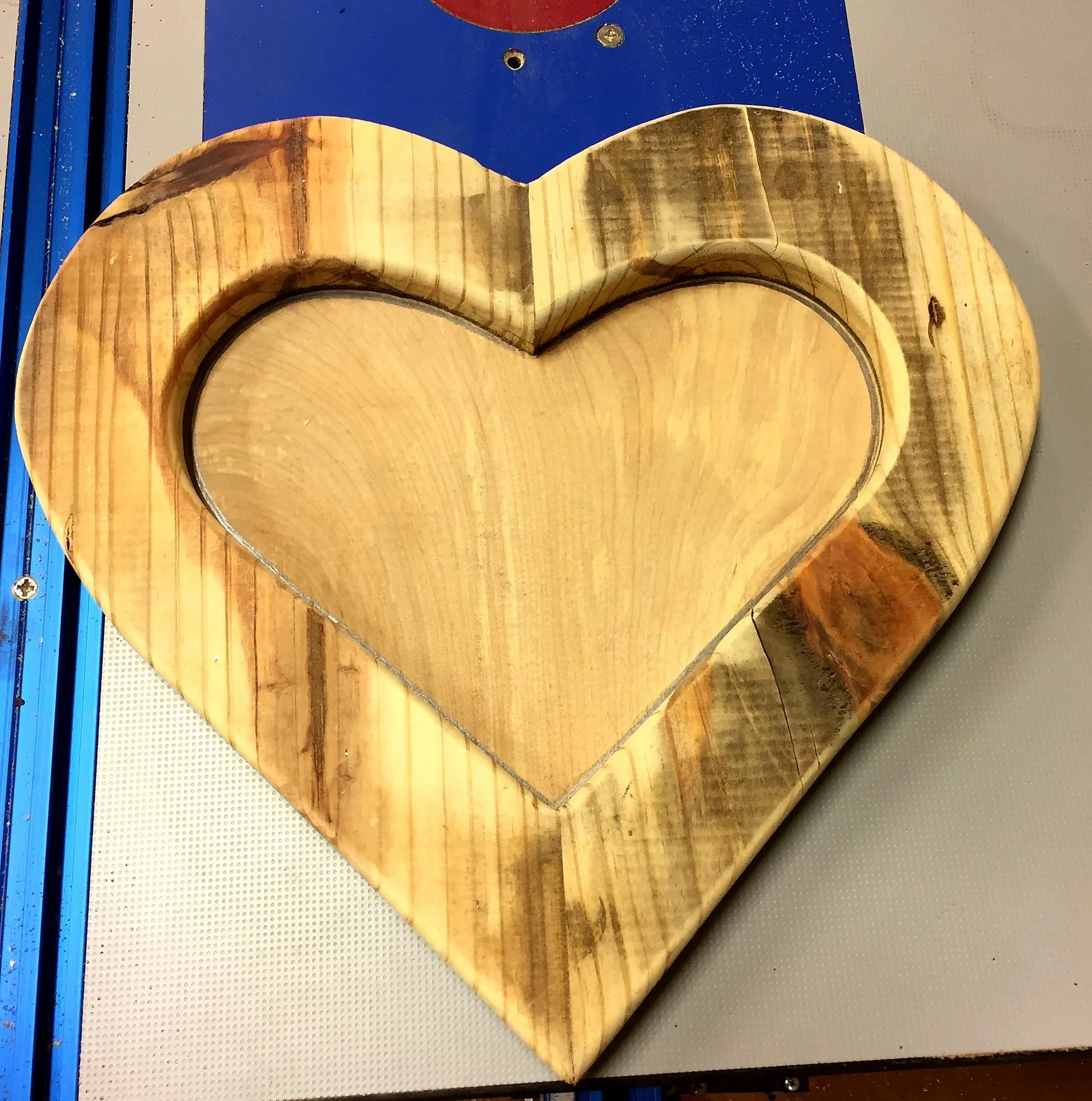 Heart-shaped tray