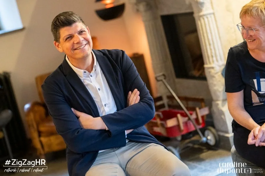 Salaro payroll, loonadministratie, salarisbeheer, beste payroll service, salarisadministratie voor KMO’s, loonoptimalisatie, payroll software voor bedrijven, efficiënte loonverwerking, persoonlijke payroll service, transparante loonadministratie.