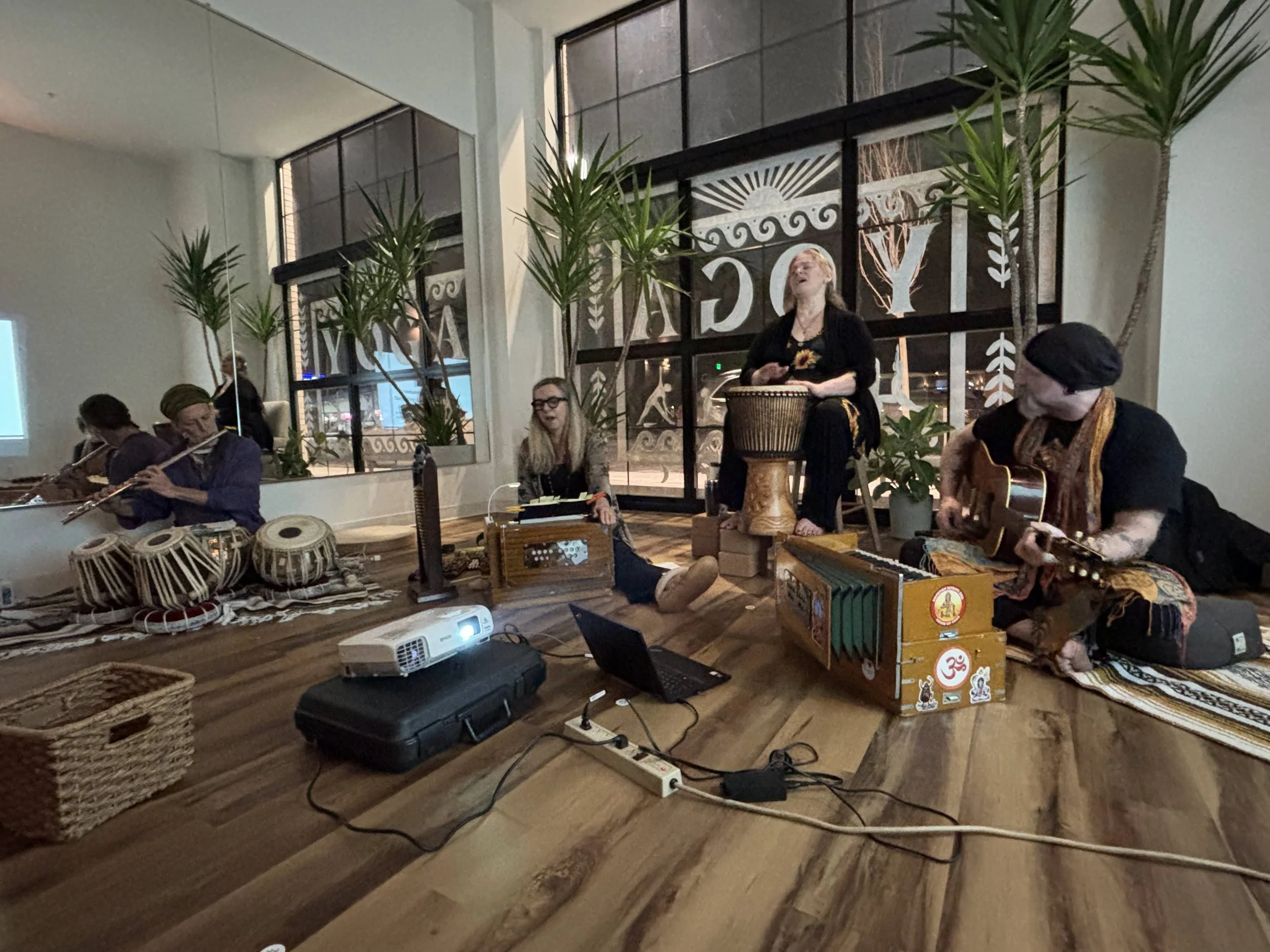 Community Kirtan at SWI