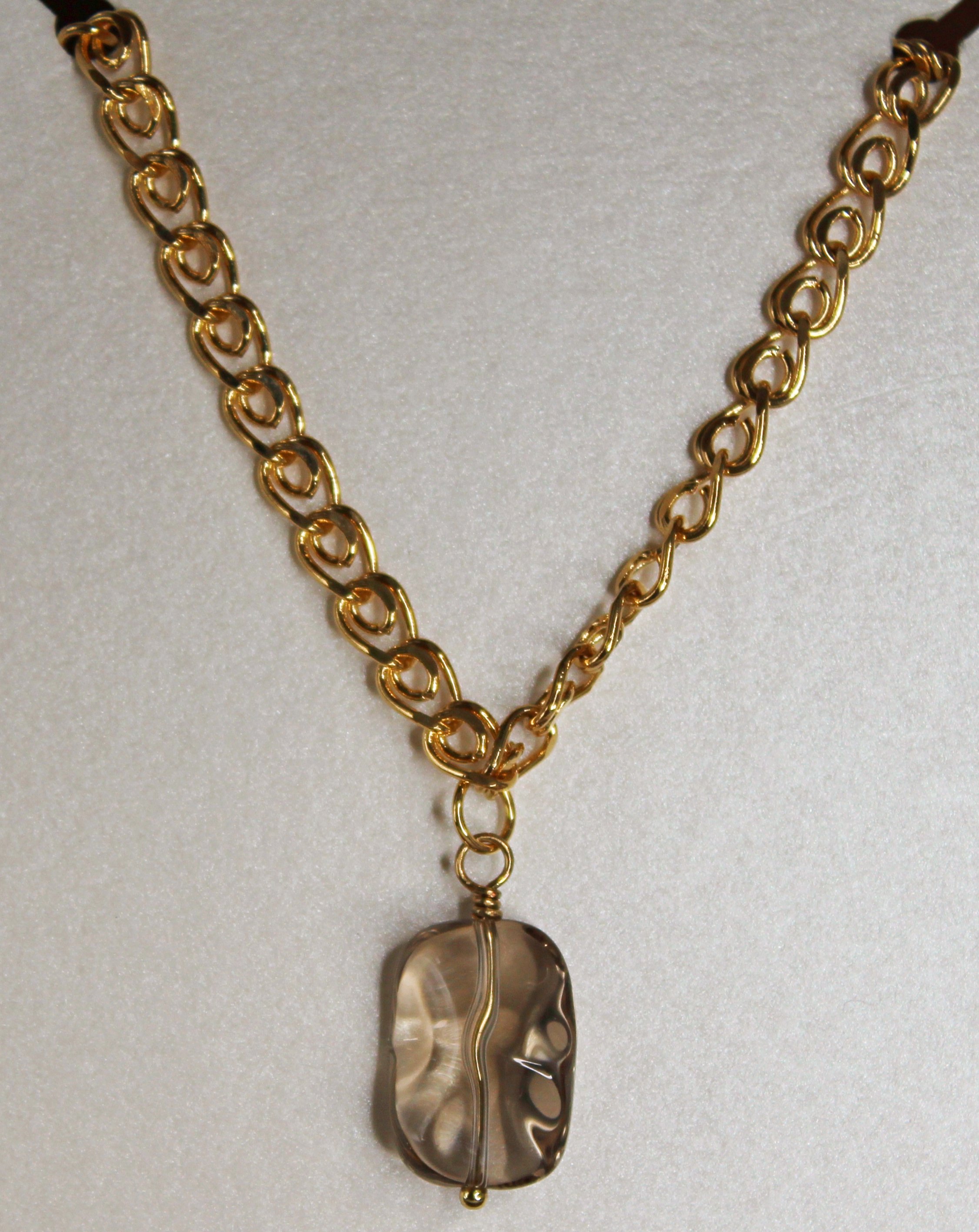 Smoky Allure Necklace