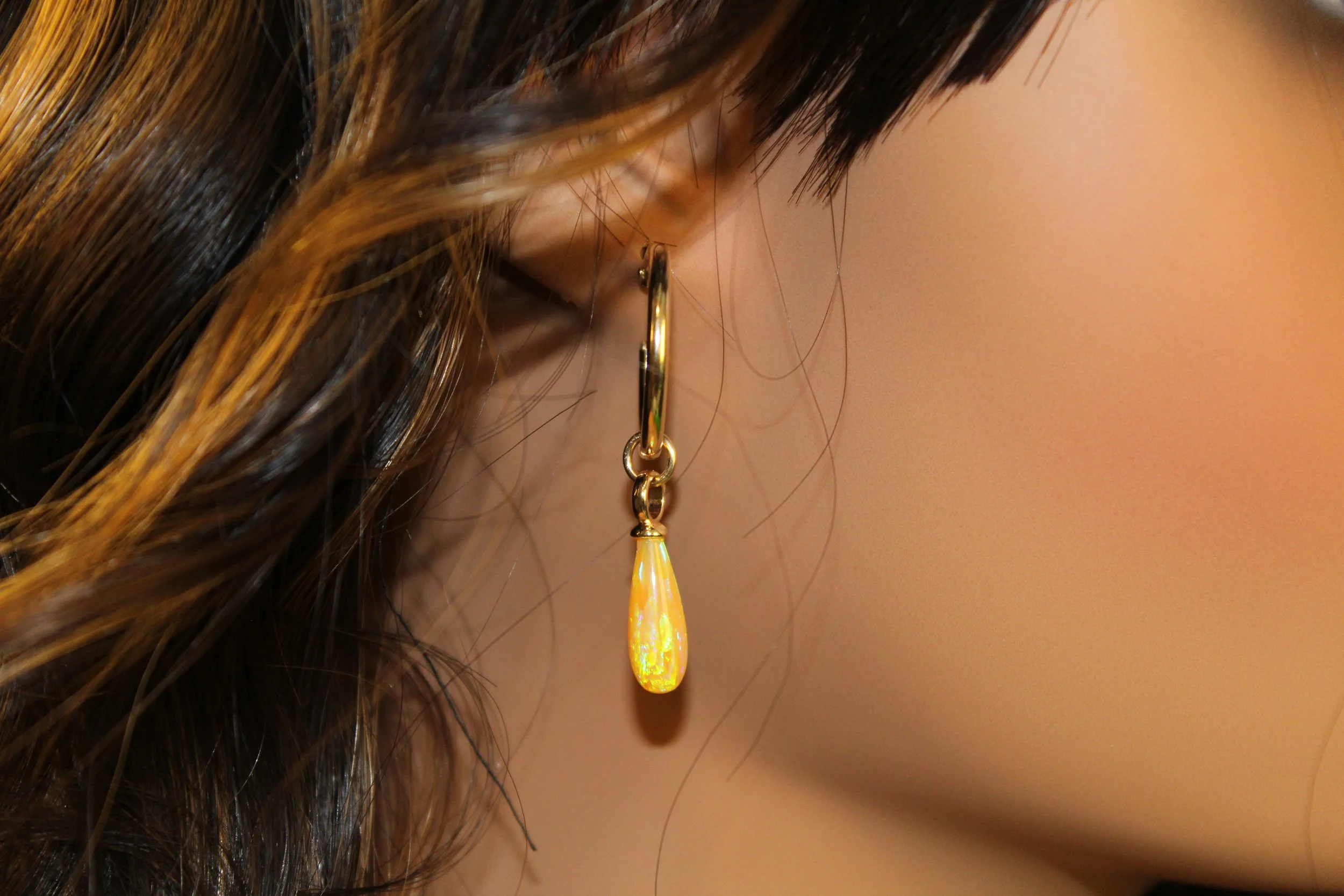Sonji-Gem-Designs-Amber-Glow-Opal-Earrings-Mockup.JPG