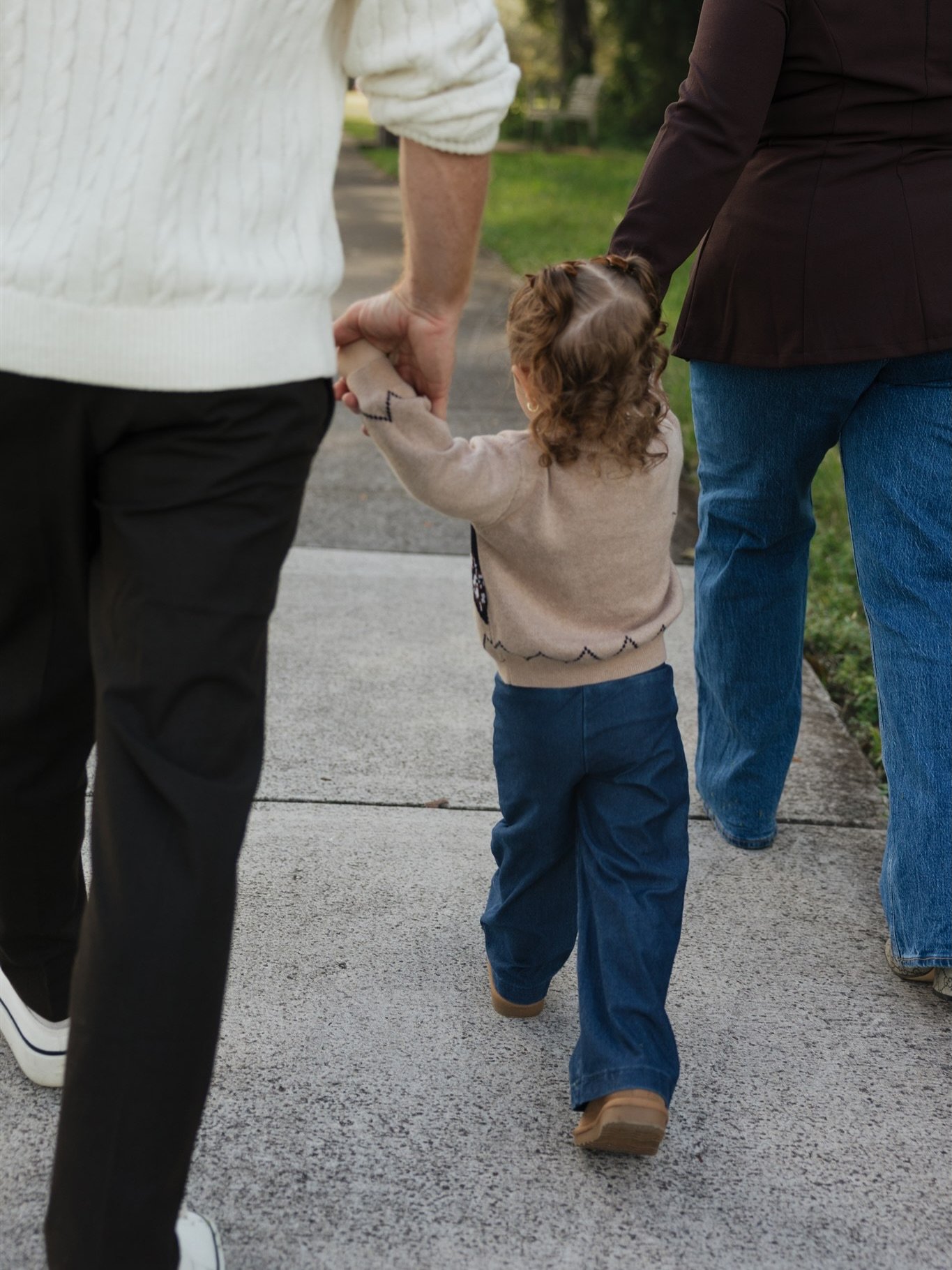 Warm light, sweet moments, and a family that brought the most beautiful autumn palette to a November Florida day.