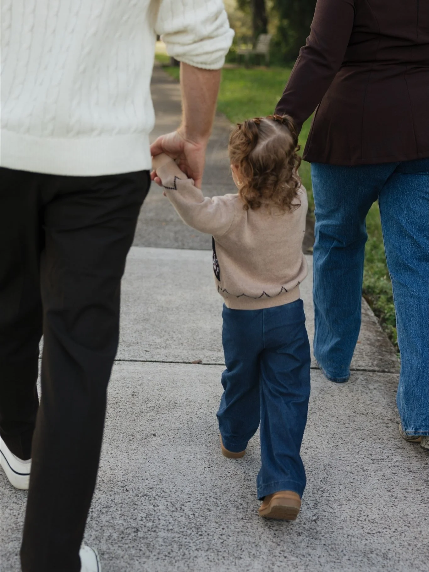 Warm light, sweet moments, and a family that brought the most beautiful autumn palette to a November Florida day.