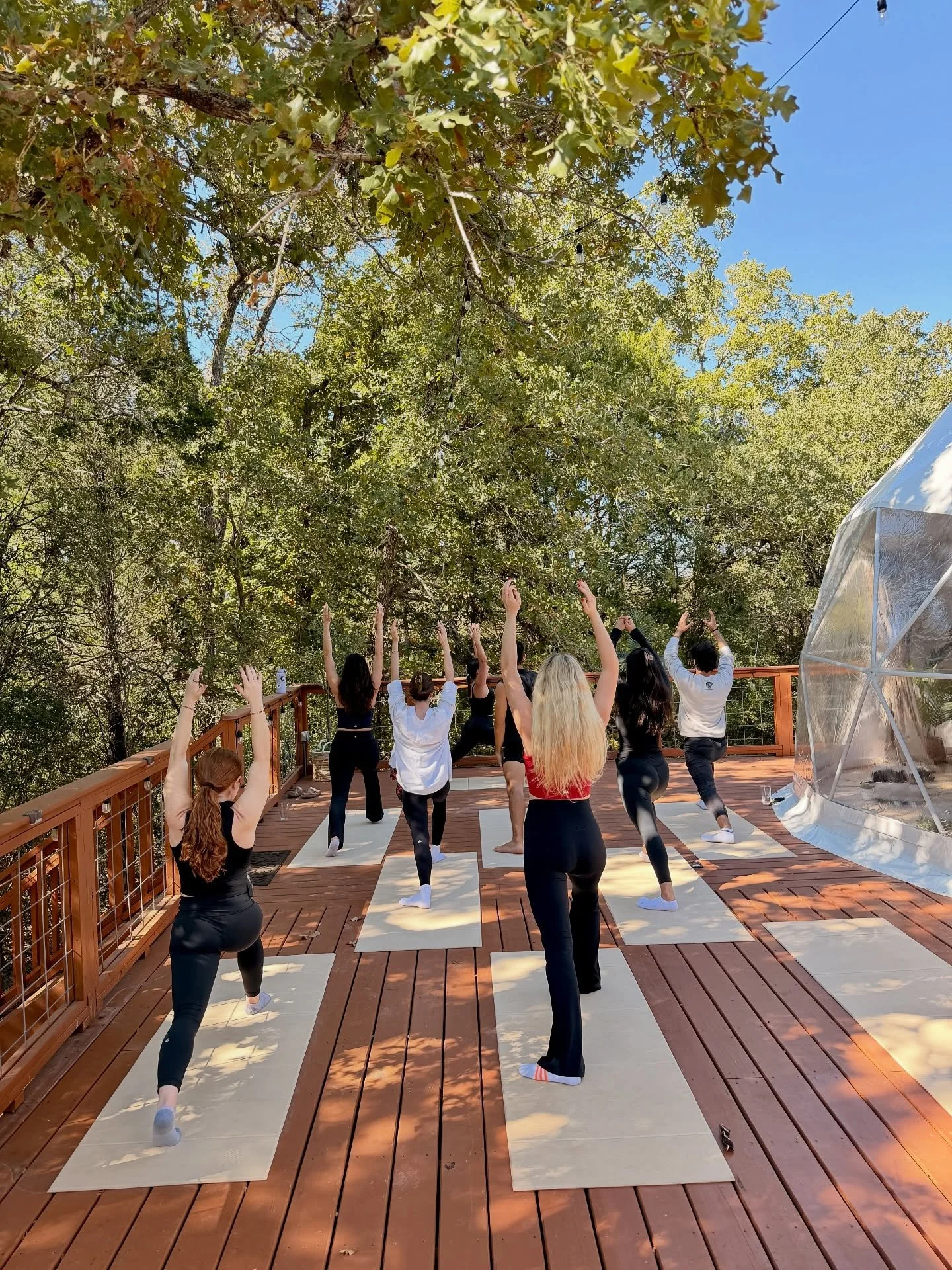 Last weekend we welcomed the most special group of people to Awaken Retreat. A weekend to awaken your inner light &amp; come home to yourself. 

Created with love by @flowstate.collectivee &amp; @soulfull.gatherings ✨

🧘&zwj;♂️ Meditations led by @m