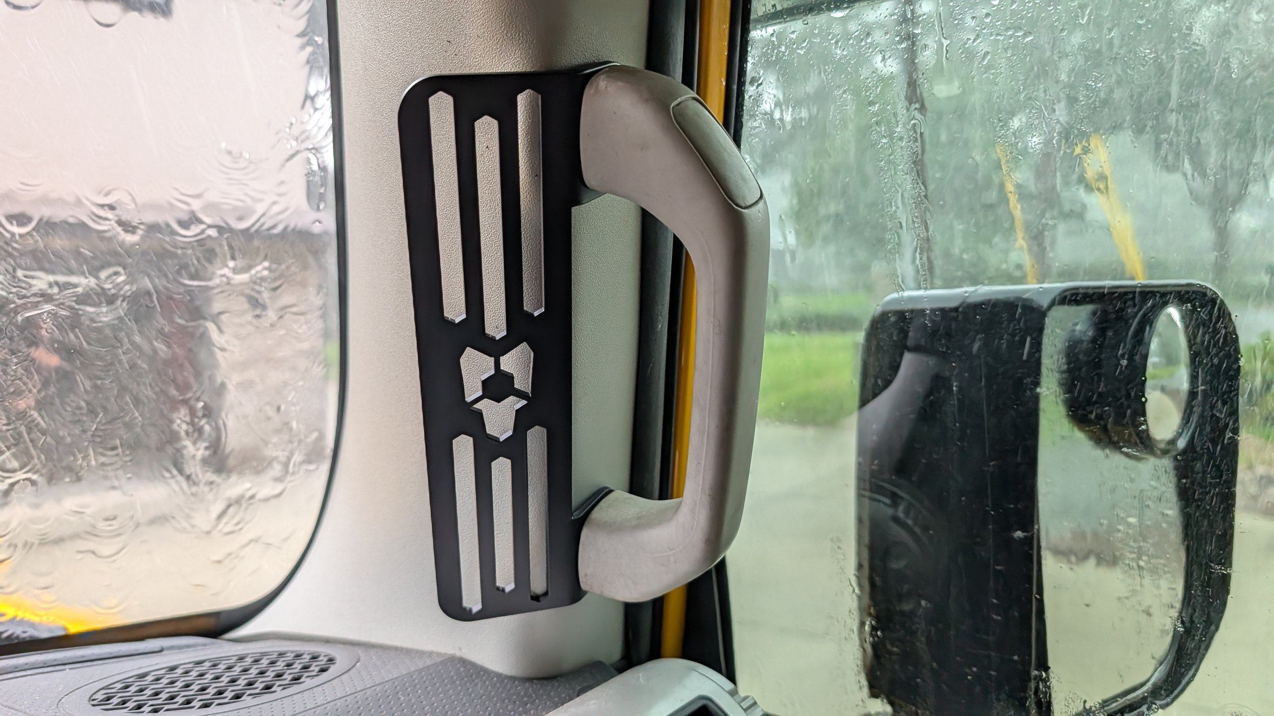 FJ A Pillar Molle Panel
