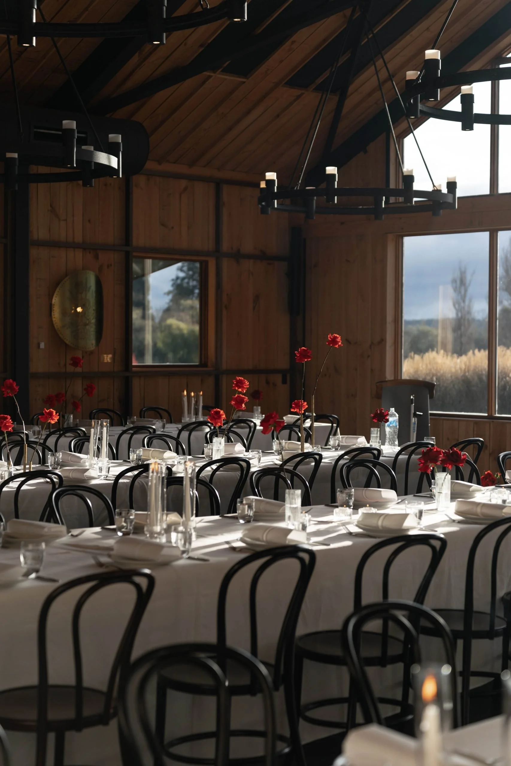 SaltAtelier_SydneyWeddingPhotographer_WeddingVenue_BendooleyEstate_8-scaled.jpg