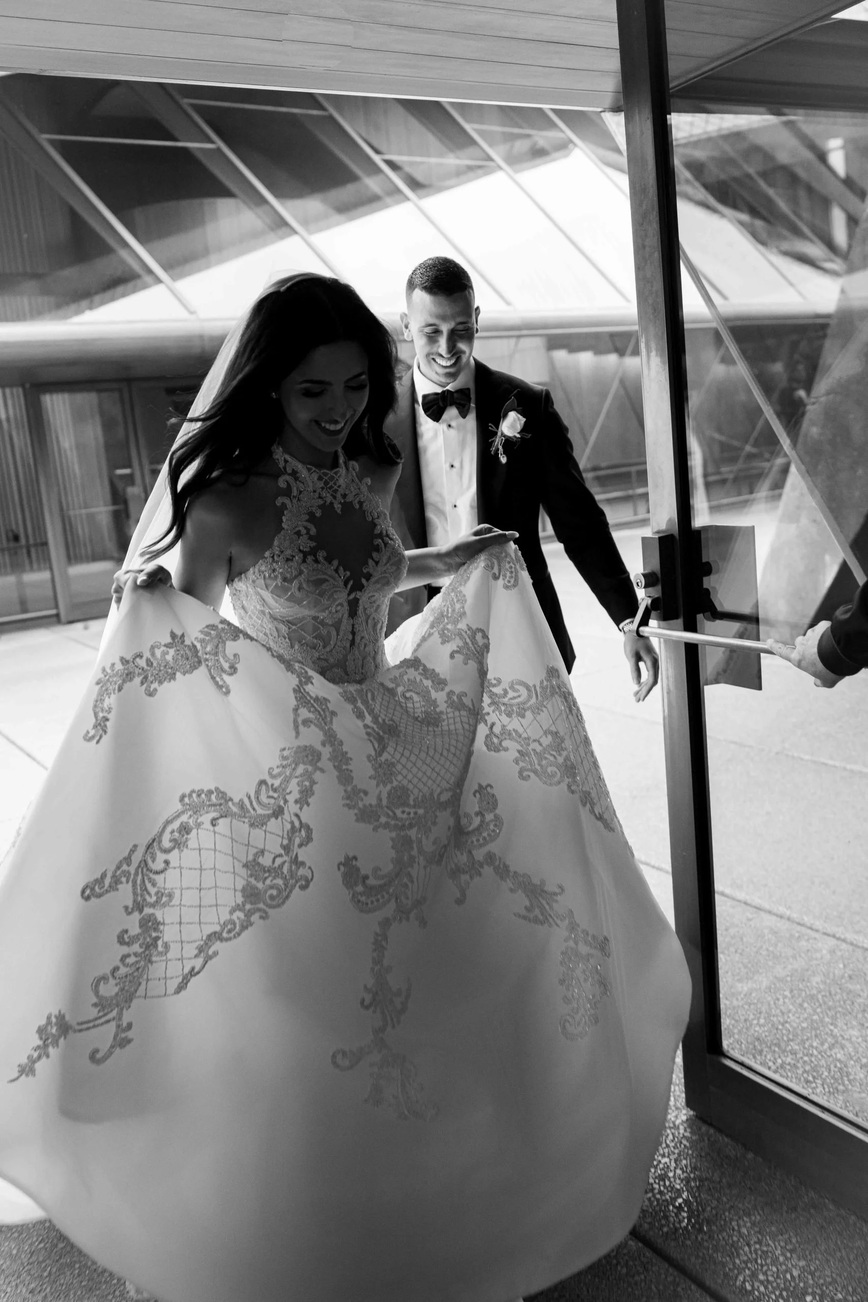 SaltAtelier_SydneyWeddingPhotographer_SydneyOperaHouse_4-scaled.jpg