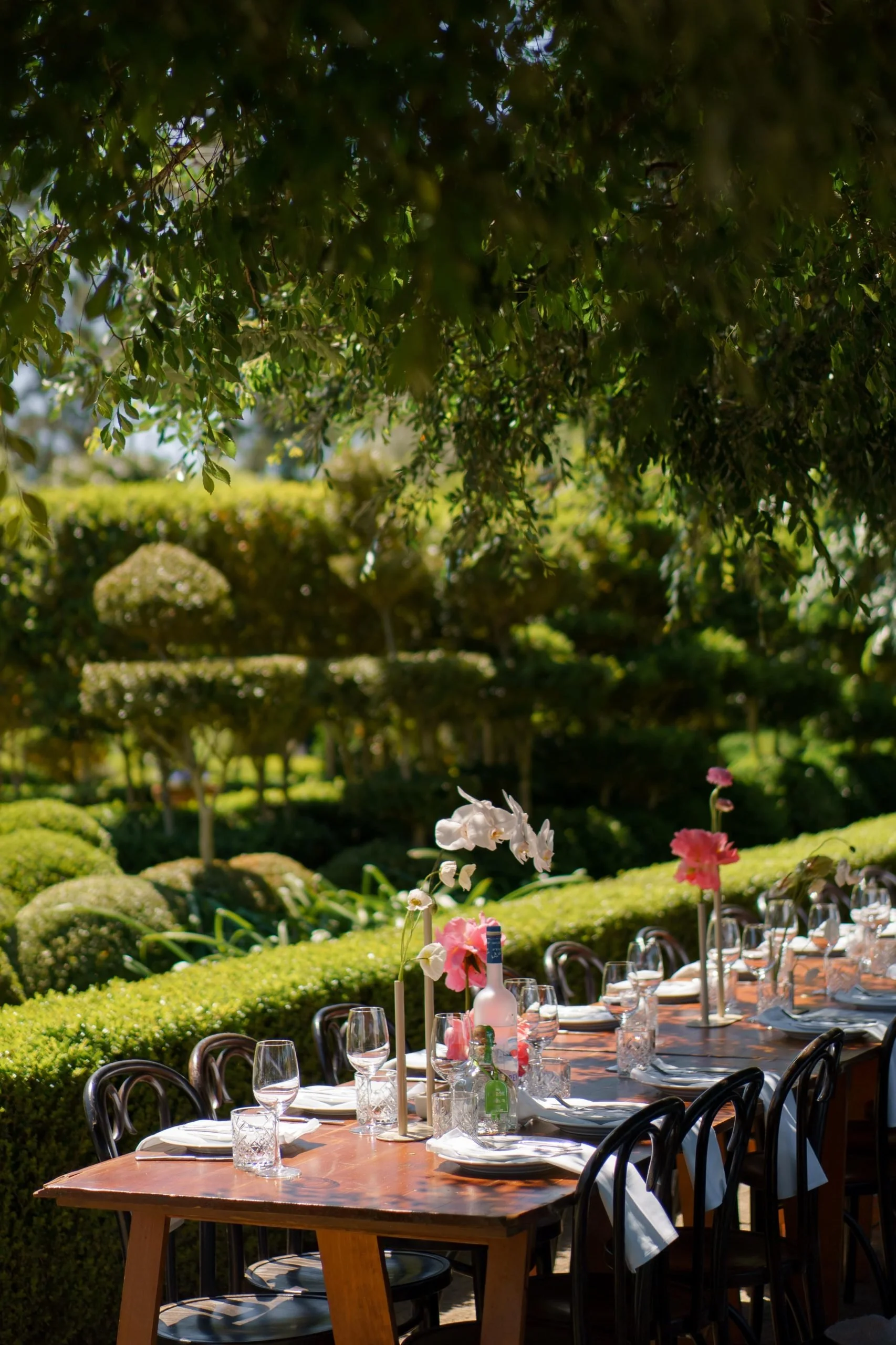 SaltAtelier_SydneyWeddingPhotographer_SydneyWeddingPhotography_MerribeeGardens_AileenJoshua_41-scaled.jpg