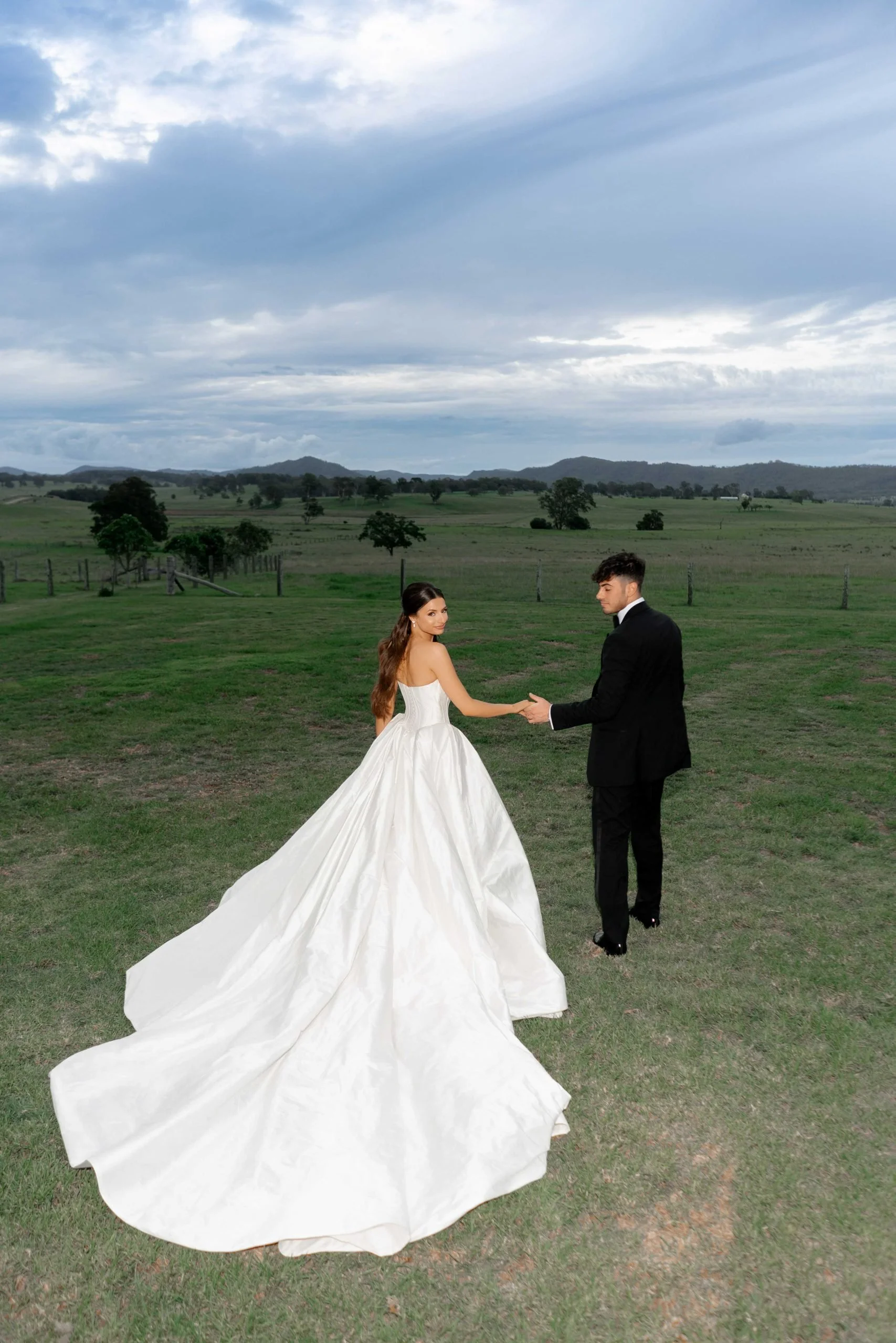 SaltAtelier_SydneyWeddingPhotographer_AnambahHouse_JuliaCarl_21-scaled.jpg