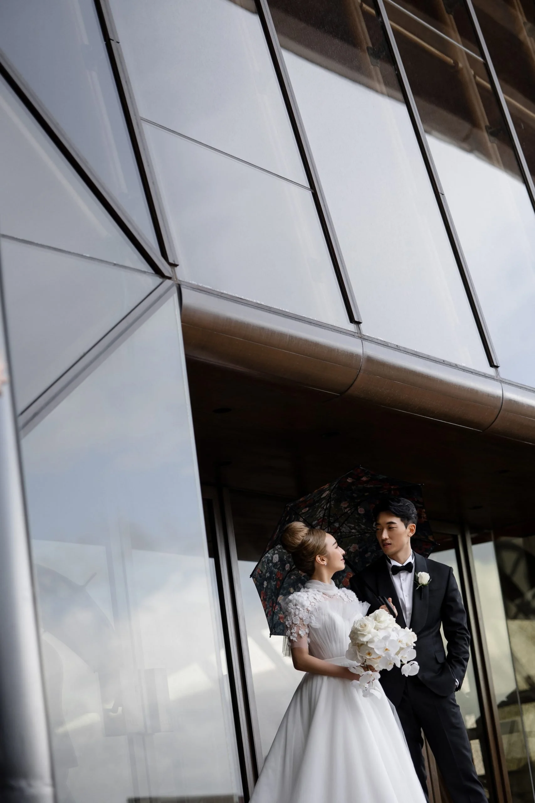SaltAtelier_SydneyWeddingPhotography_SydneyWeddingPhotographer_TheEveleigh_AbiNick_92-scaled.jpg