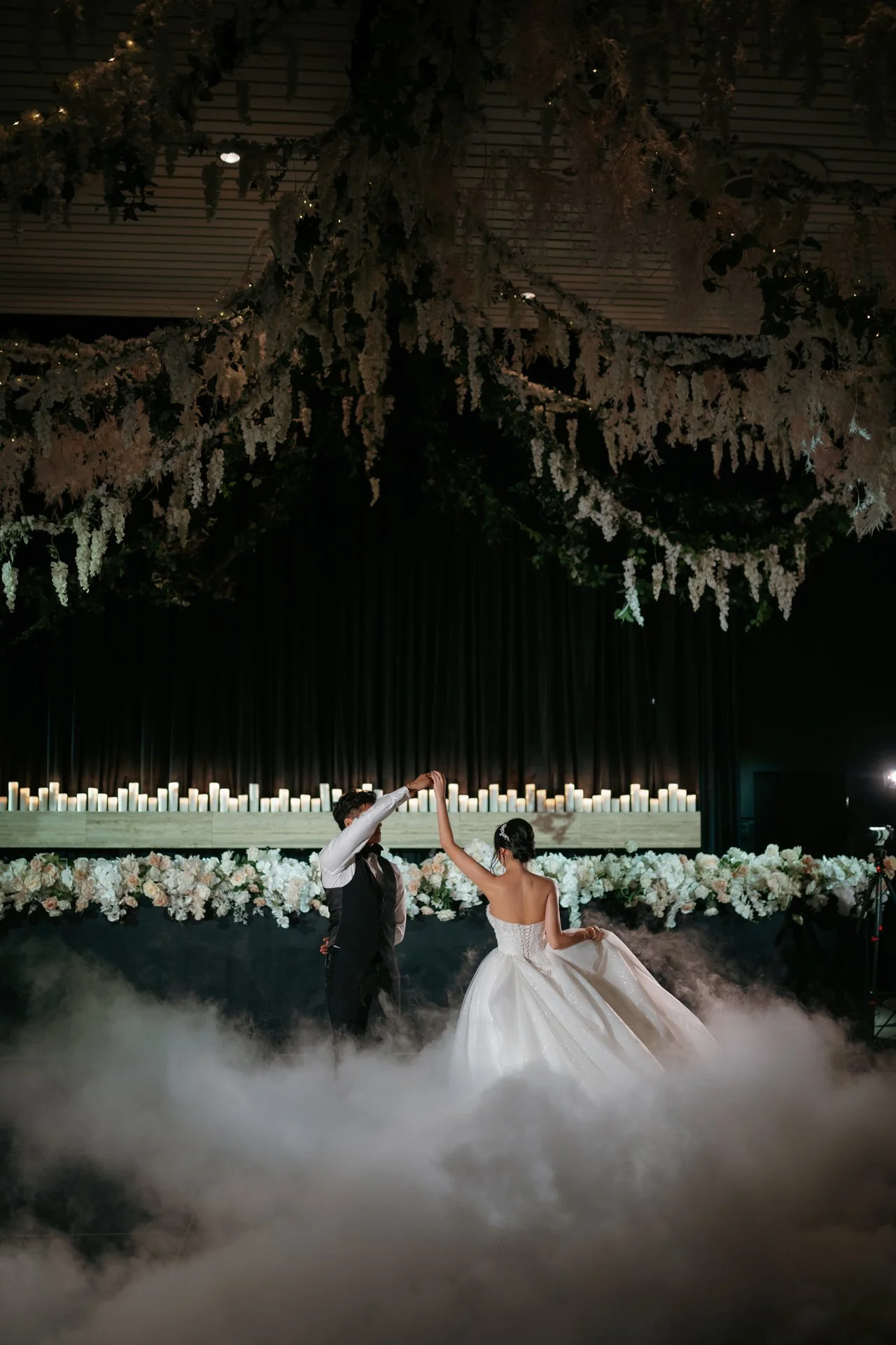 SaltAtelier_WeddingPhotography_SydneyWeddingPhotographer_IvyBallRoom_RebeccaJohnson_11.jpg