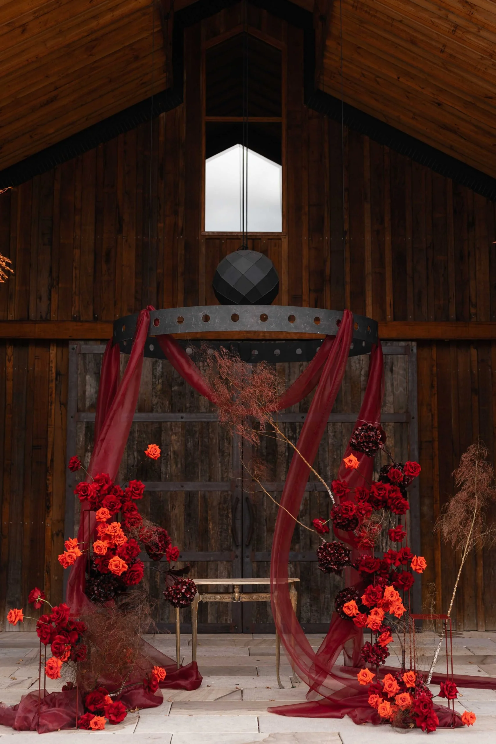 SaltAtelier_SydneyWeddingPhotographer_WeddingVenue_BendooleyEstate_16-scaled.jpg