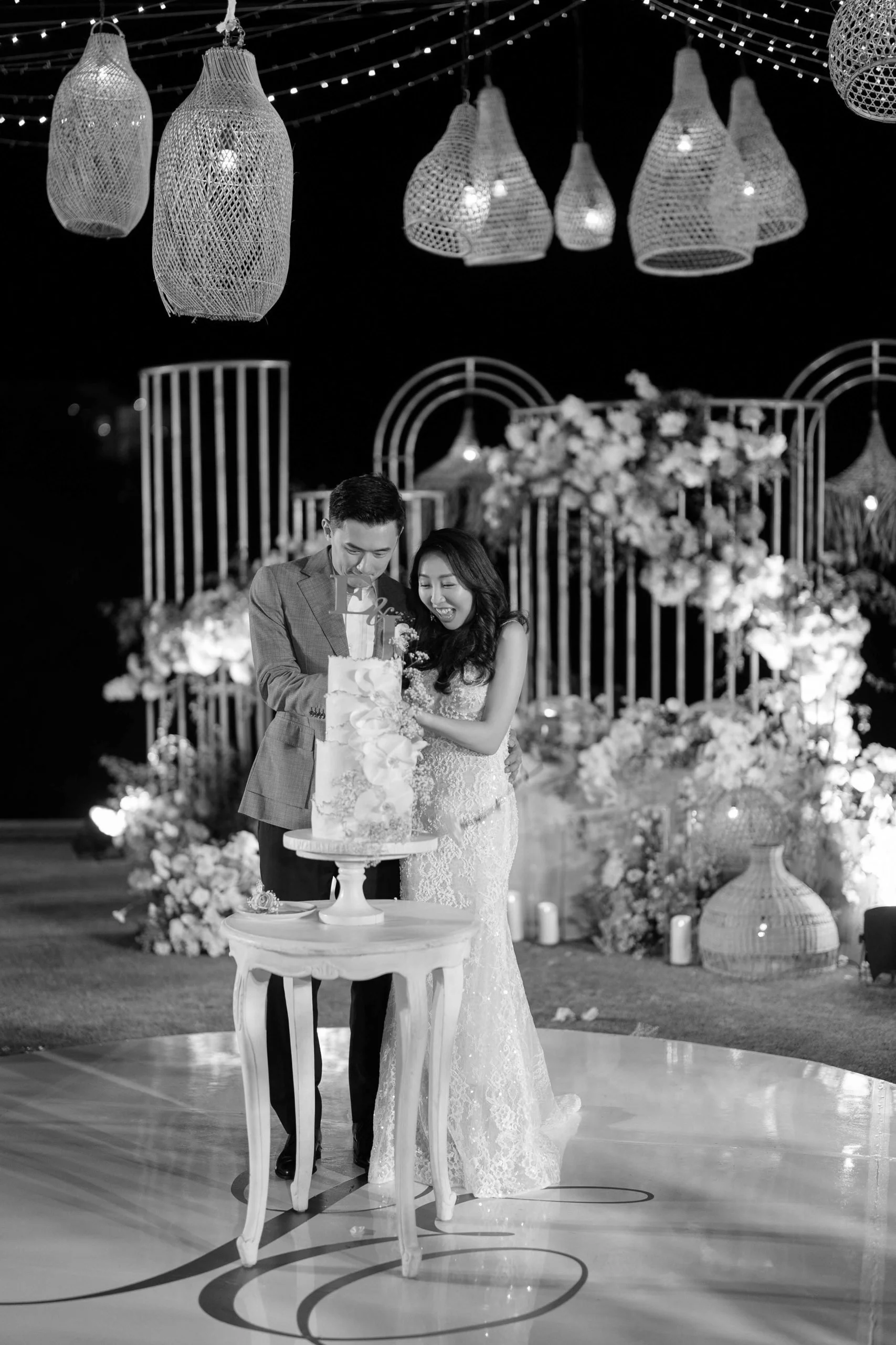 SaltAtelier_SydneyWeddingPhotographer_BaliWedding_TheUngasanWeddings_EinoJohnny_145-scaled.jpg