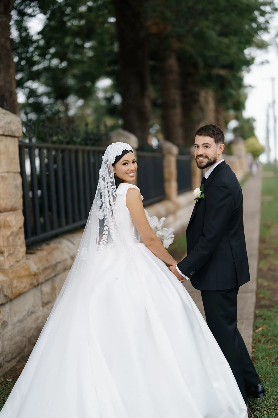 SaltAtelier_SydneyWeddingPhotographer_SydneyWeddingPhotography_CurzonHall_SarahGabriel_181.jpg
