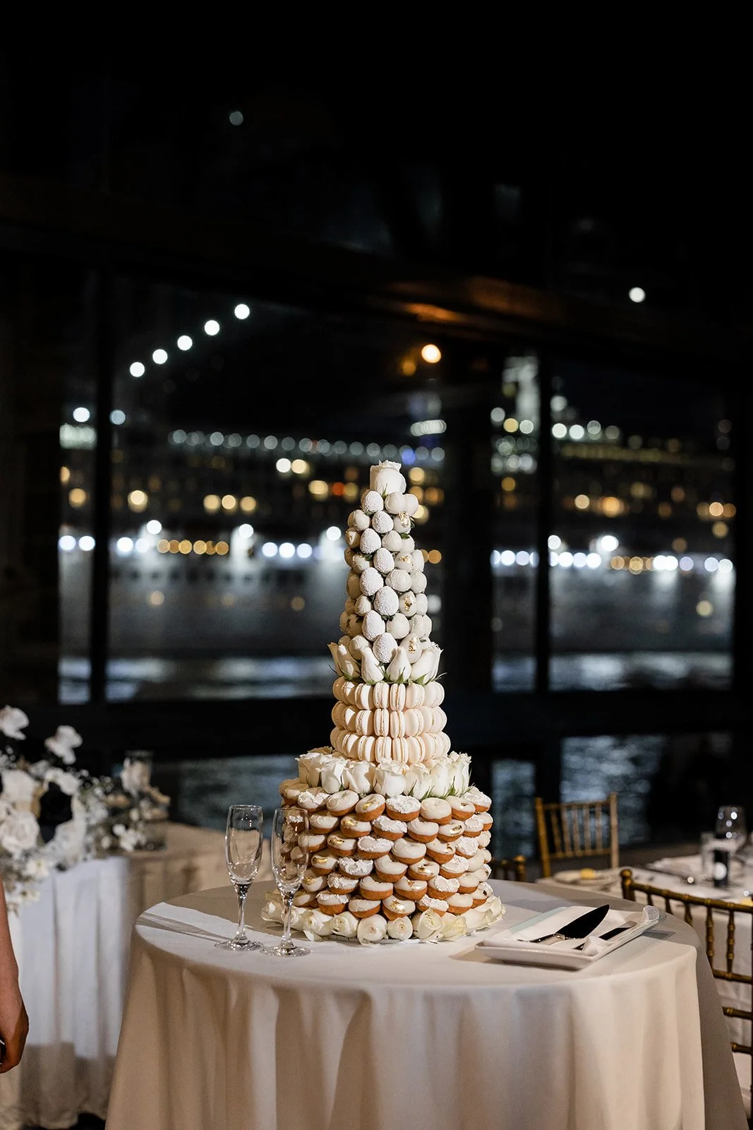 SaltAtelier_SydneyWeddingPhotographer_WeddingVenue_PierOne_21.jpg